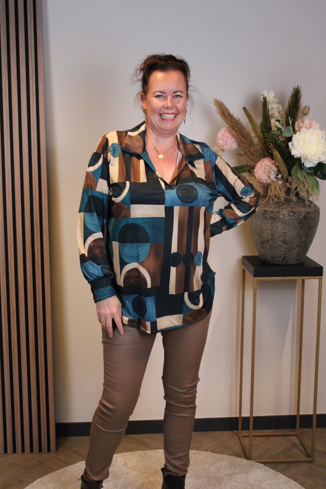 Lana | Blaue Bluse mit Kragen 38 bis 48