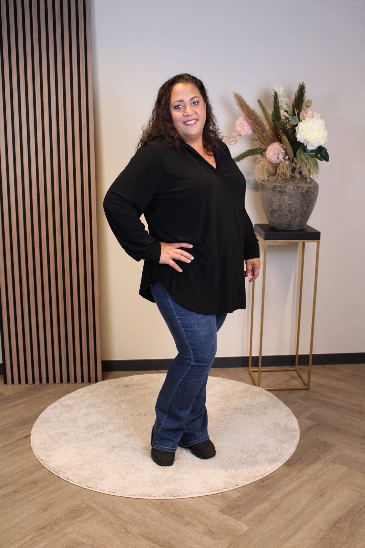 Sara | Bluse mit Kragen schwarz 48 bis 52