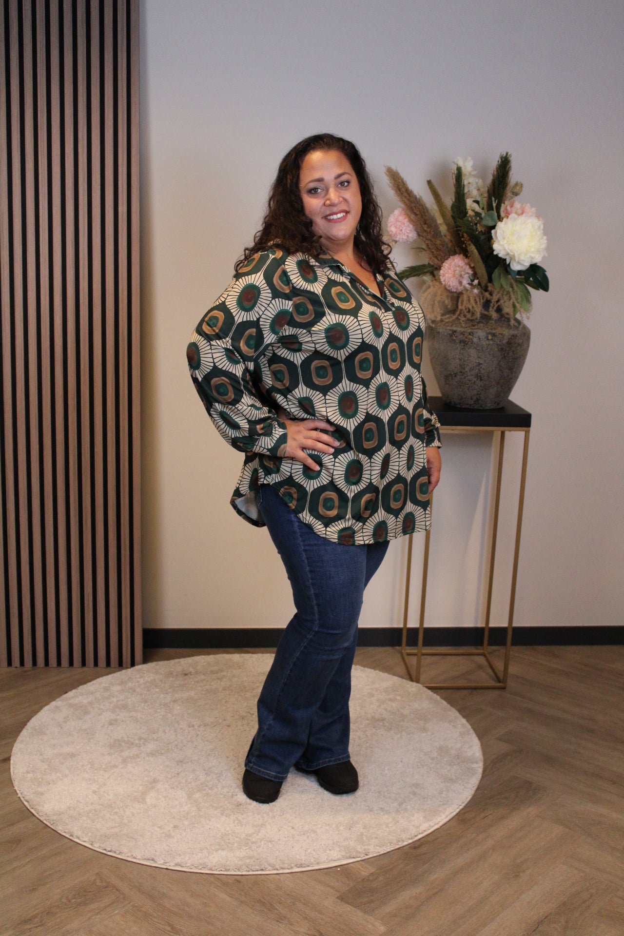 Davina | Grüne Bluse mit Kragen 48 bis 52