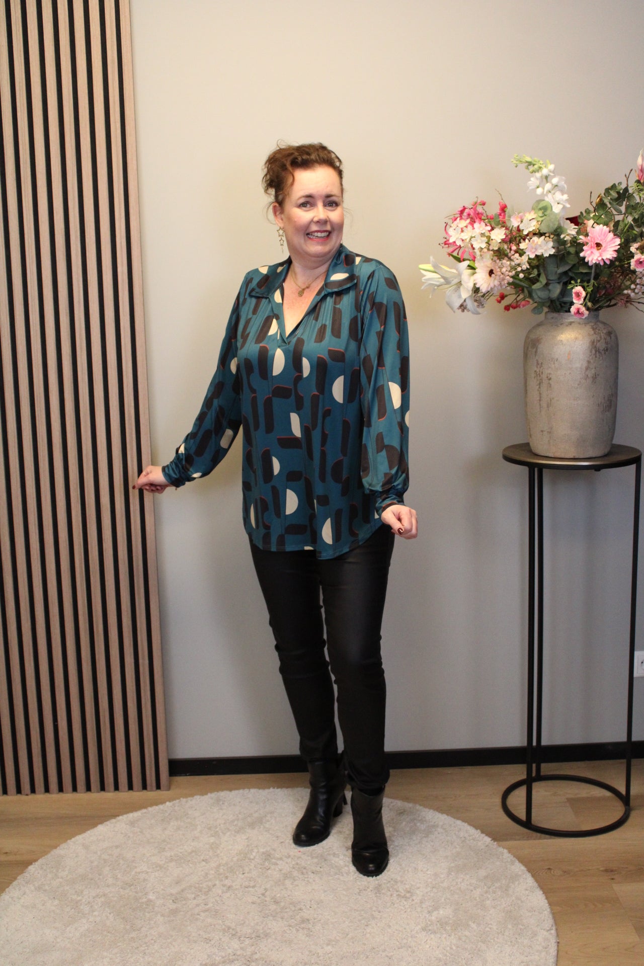 Dora | Bluse schwarz Langarm 52 bis 58