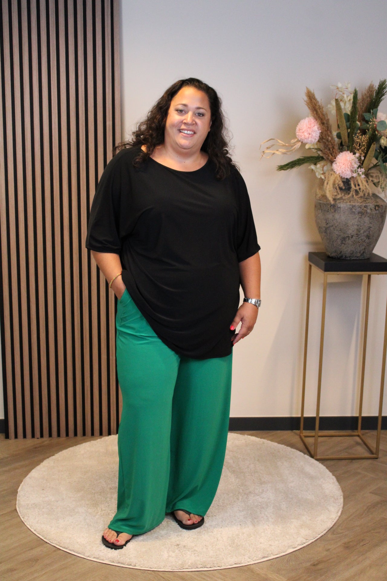 Ellen | Apfelgrüne Hose mit Taschen 48 bis 54