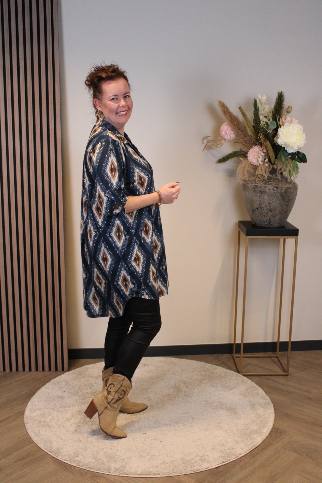 Lana | Blaue Bluse mit Kragen 38 bis 48