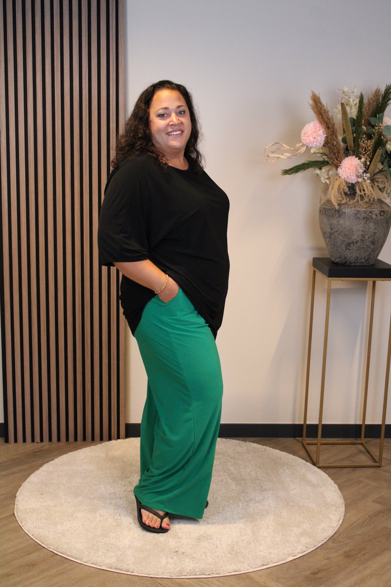 Ellen | Apfelgrüne Hose mit Taschen 48 bis 54