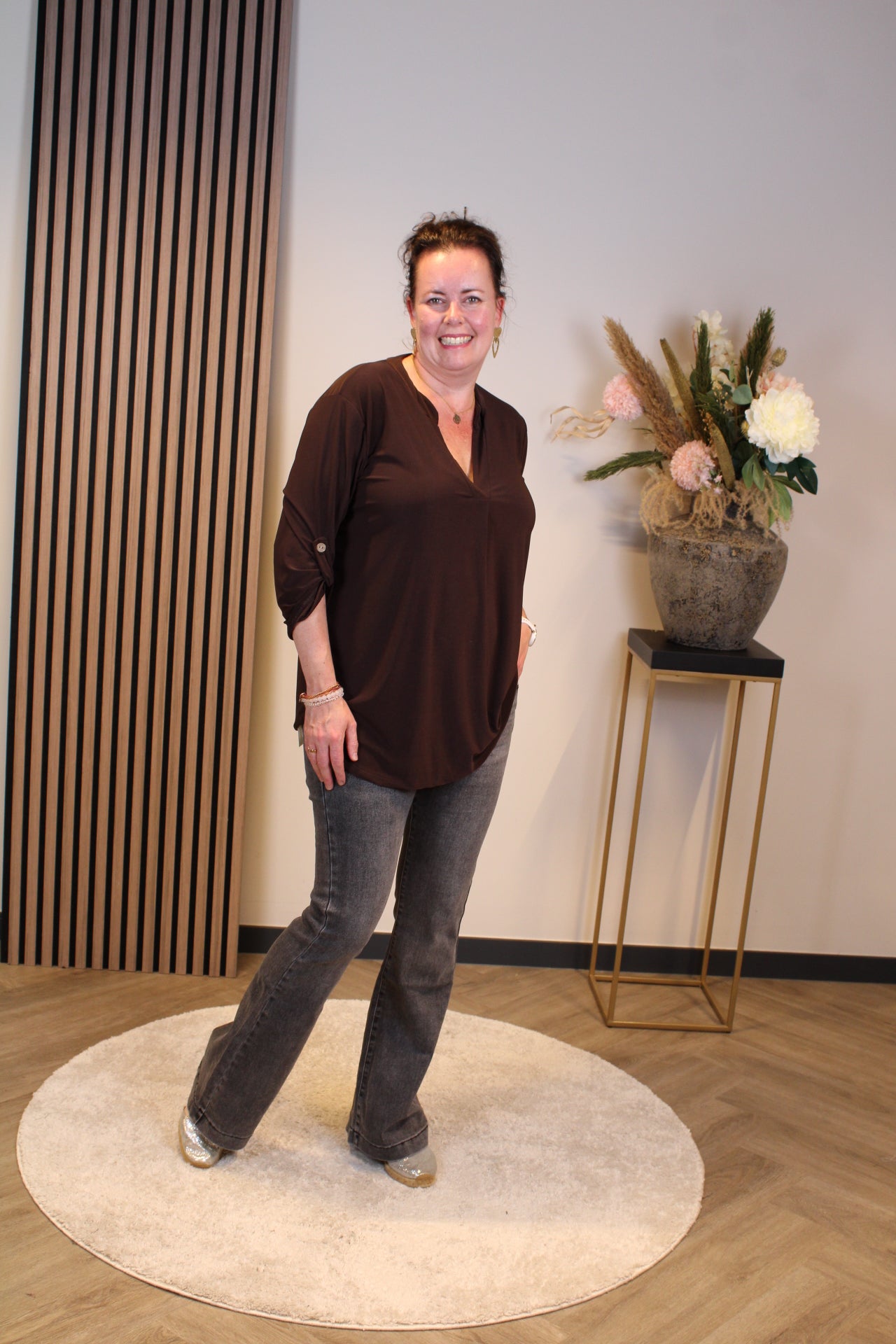 Mara | Blouse bruin lange mouw 52 t/m 58