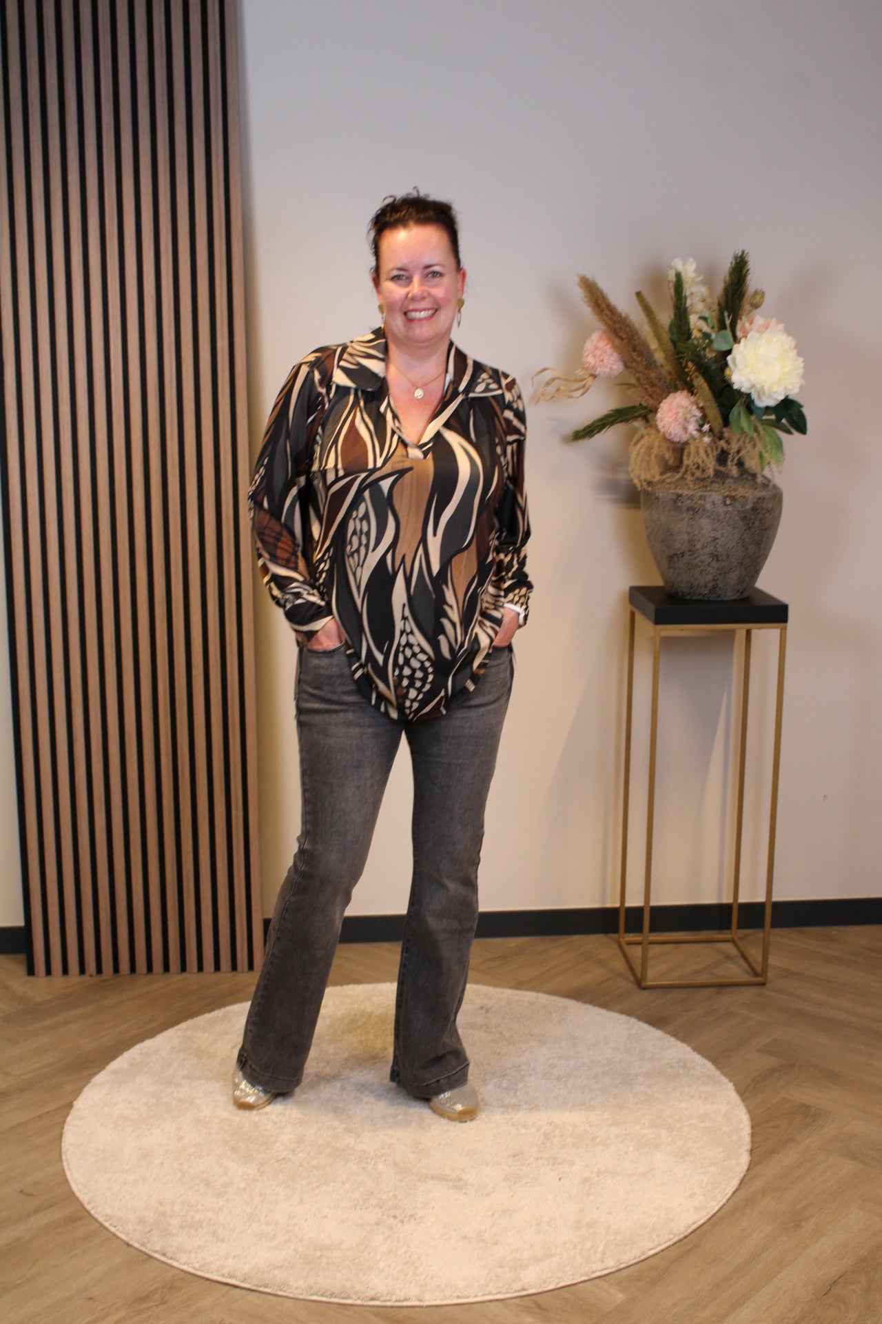 Mona | Bluse mit Kragen, grau, Größen 48 bis 52