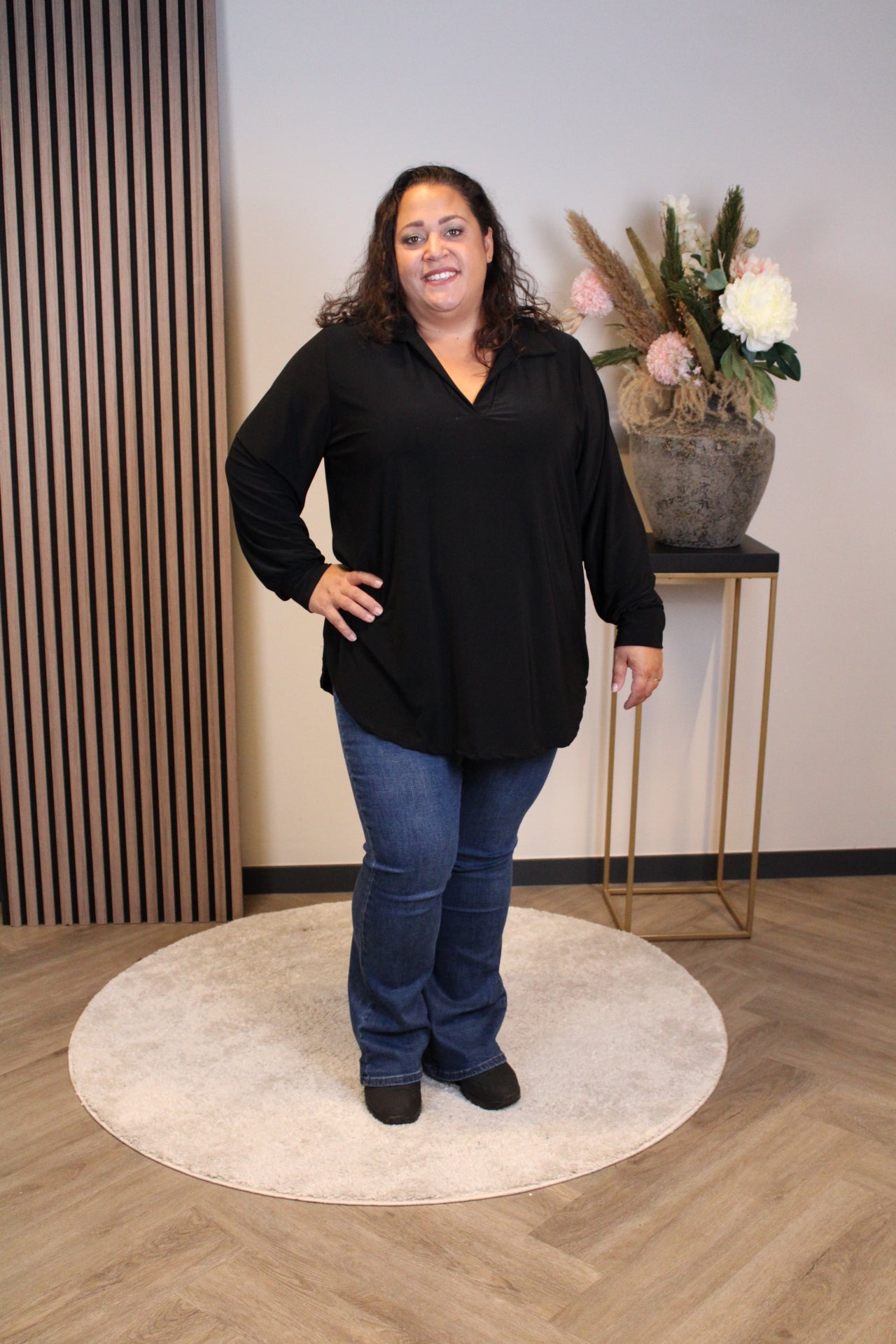 Sara | Bluse mit Kragen schwarz 48 bis 52