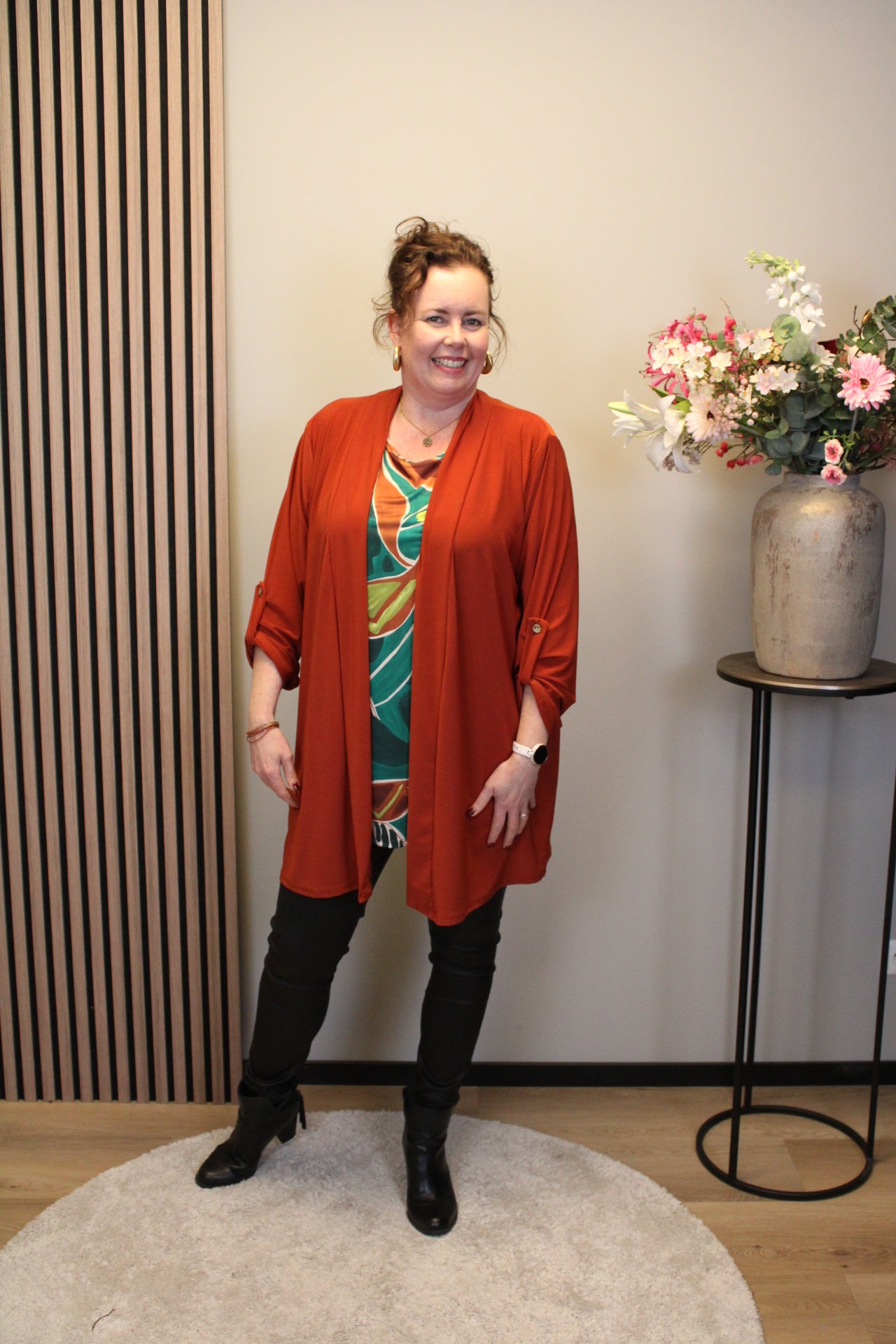 Nienke | Dun vestje kort roest 48 t/m 52