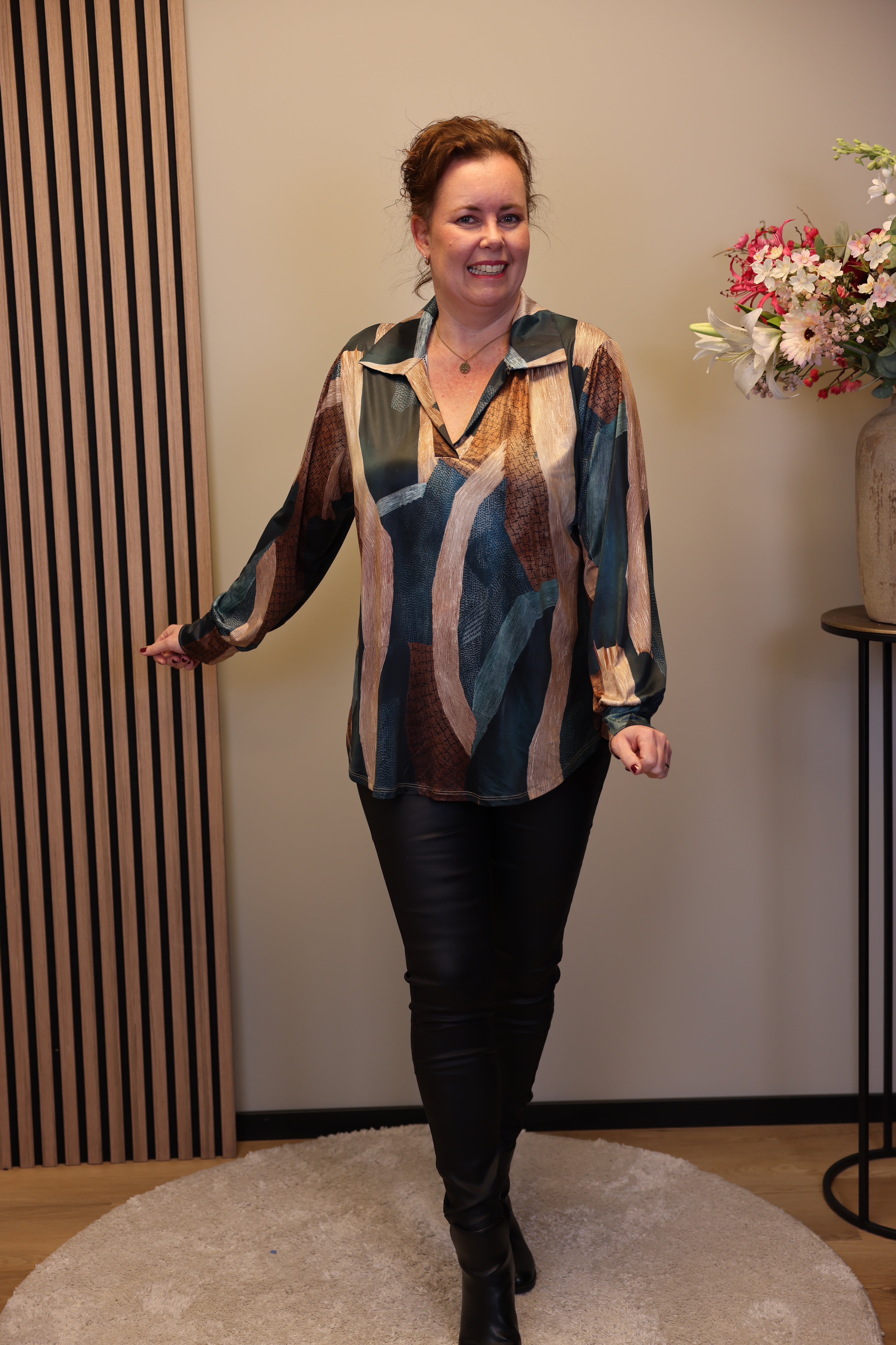 Mona | Bluse mit Kragen grün 48 bis 52