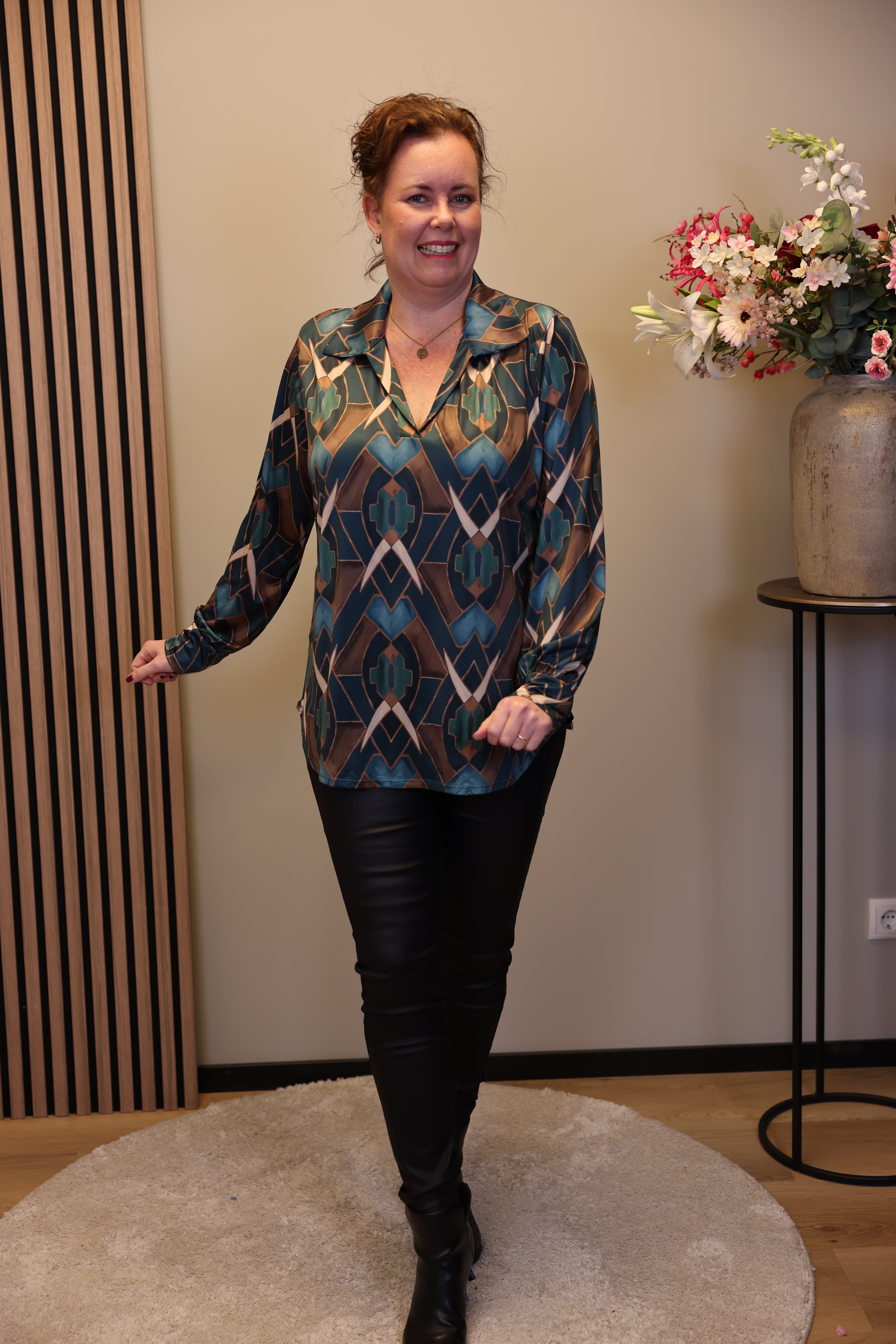 Mona | Bluse mit Kragen grün 48 bis 52