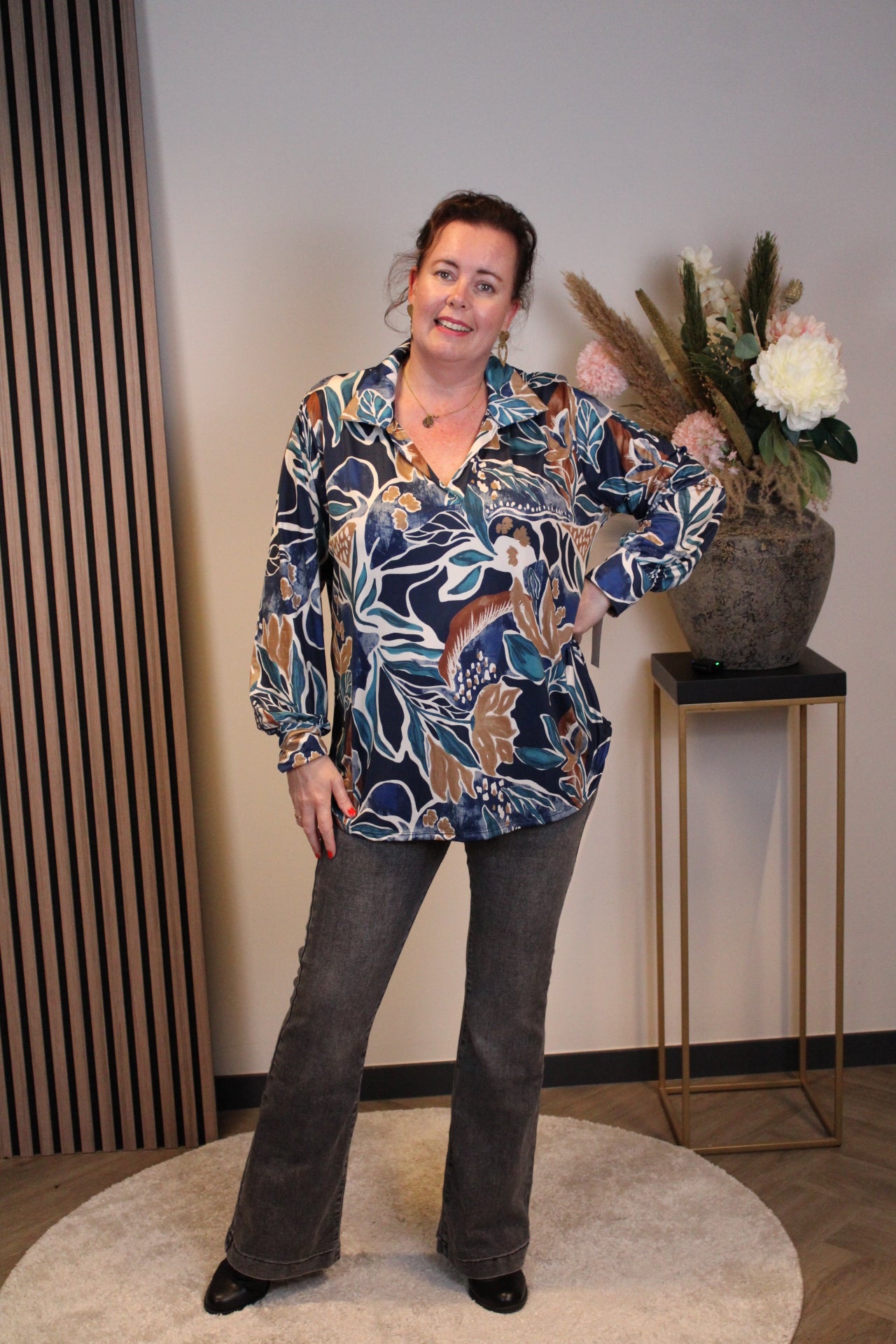 Ivanna | Blaue Bluse mit Kragen 38 bis 48