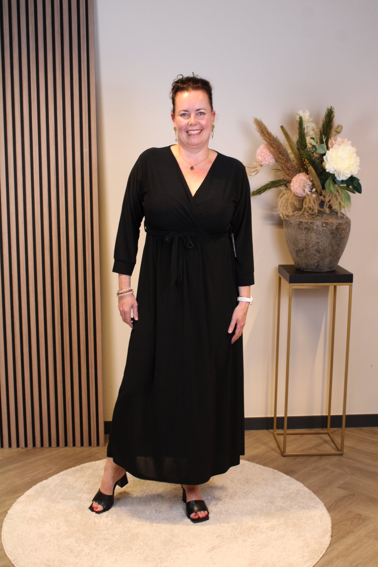 Fresia | Jurk zwart lange mouw 38 t/m 48
