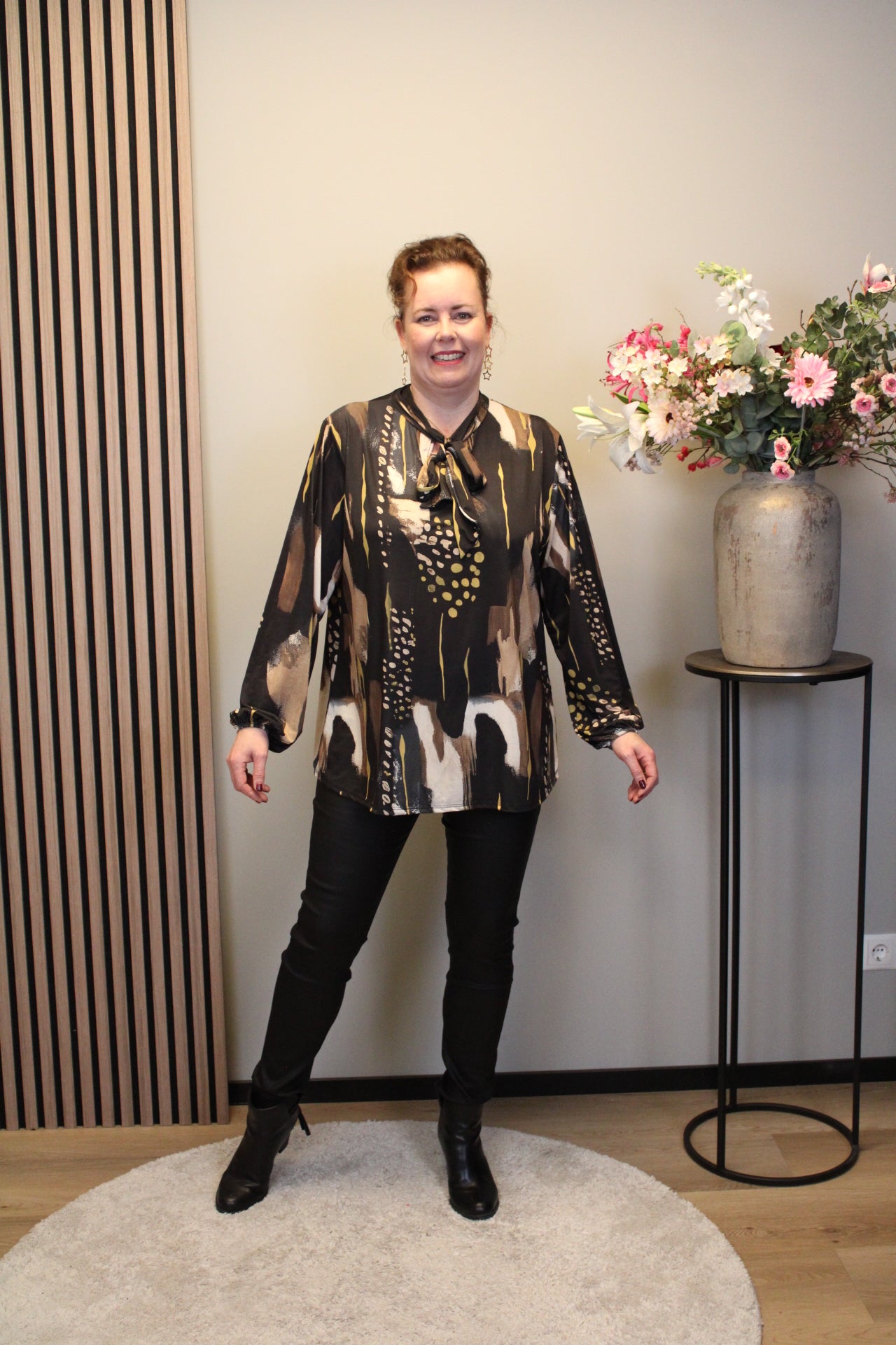 Dora | Bluse schwarz Langarm 52 bis 58