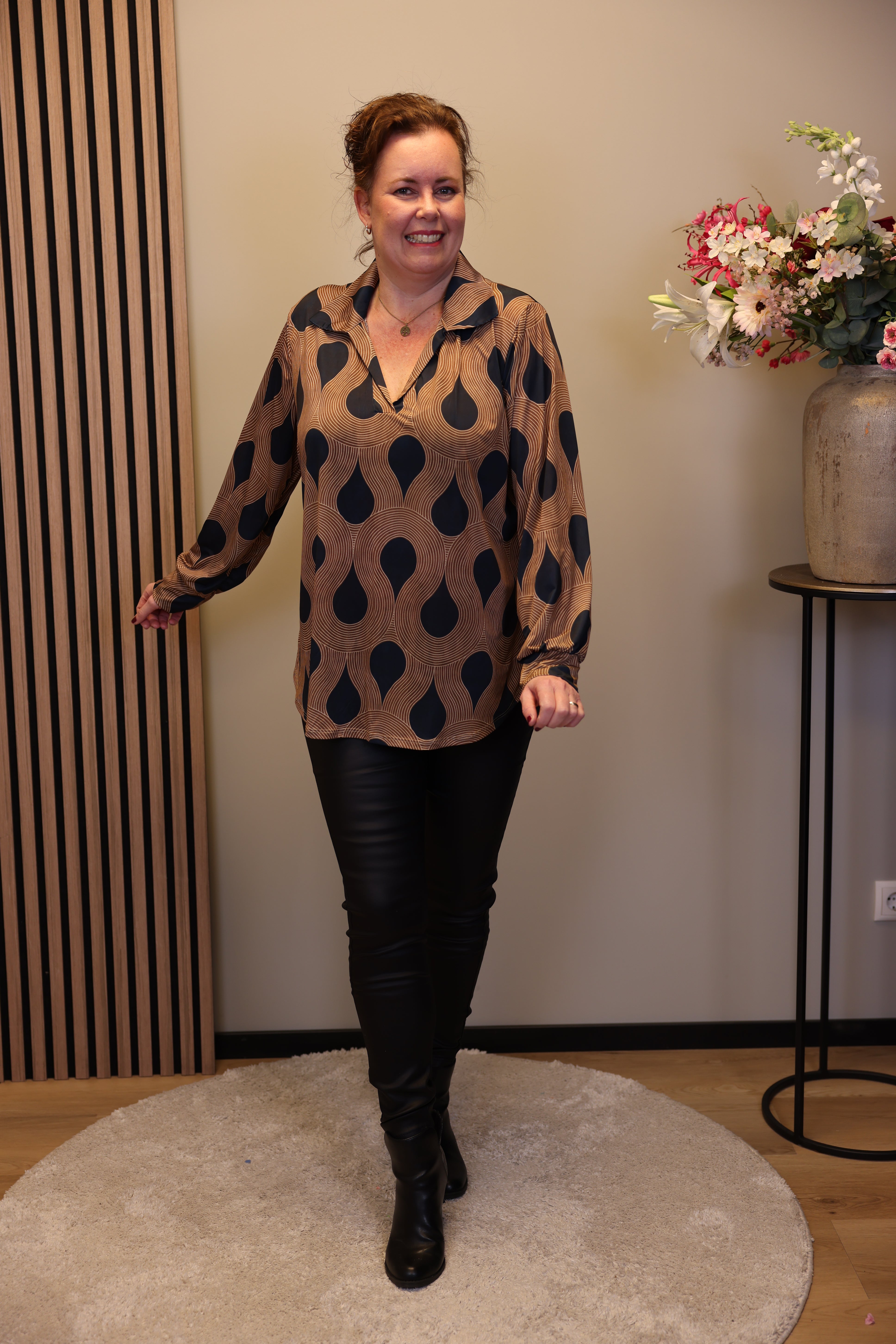 Verona | Bluse mit Kragen blau 48 bis 52