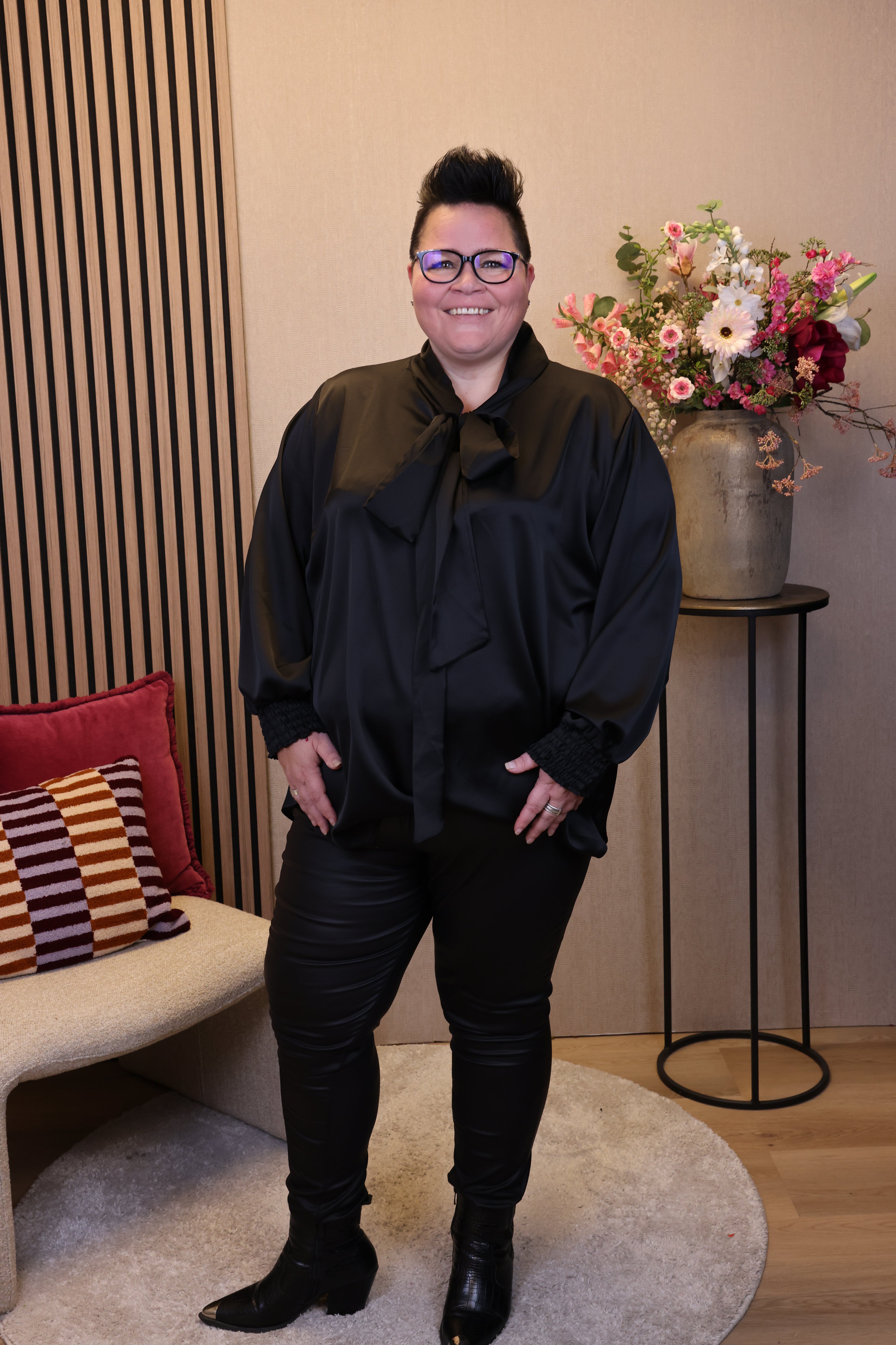 Dora | Bluse schwarz Langarm 52 bis 58