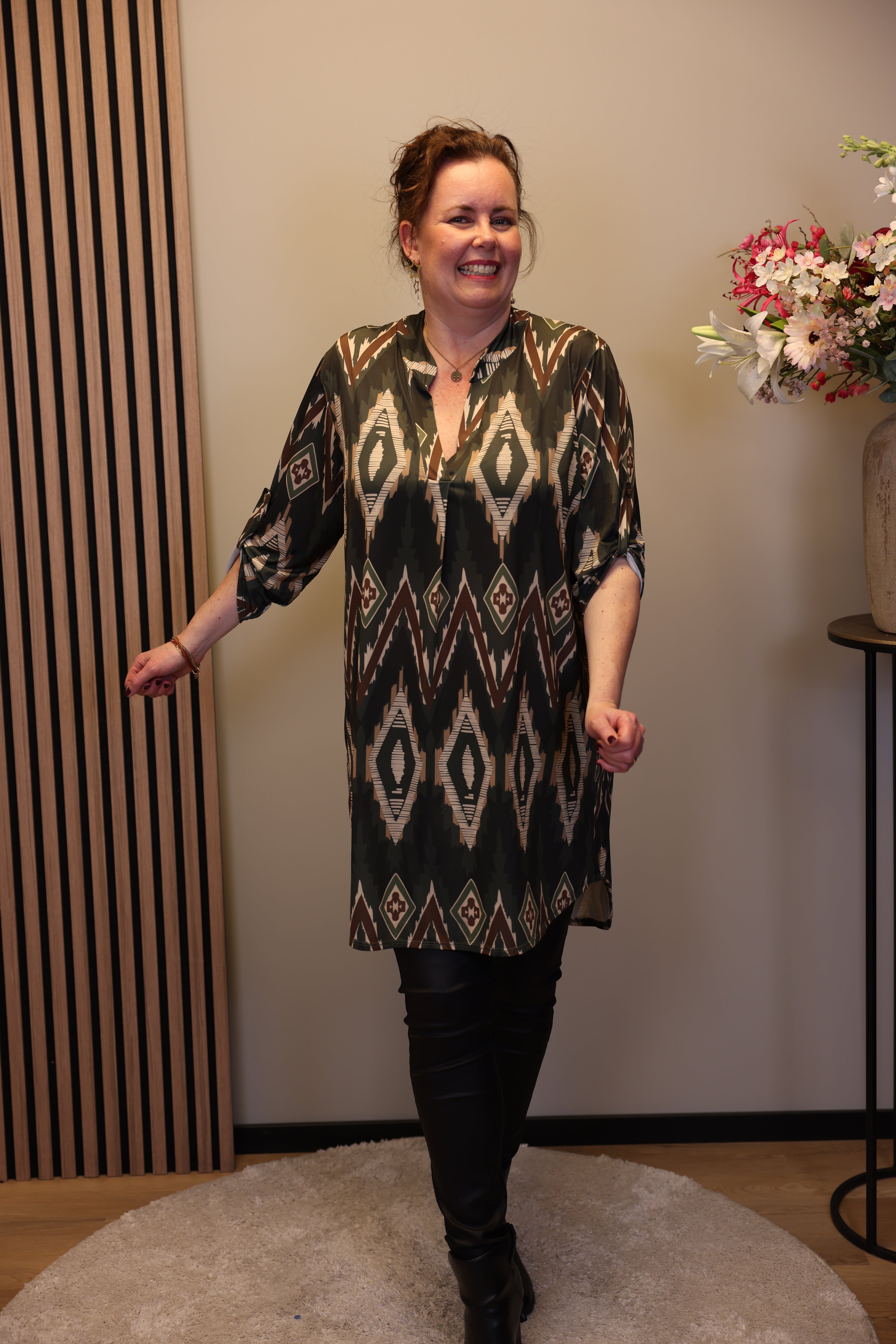 Lana | Blaue Bluse mit Kragen 38 bis 48