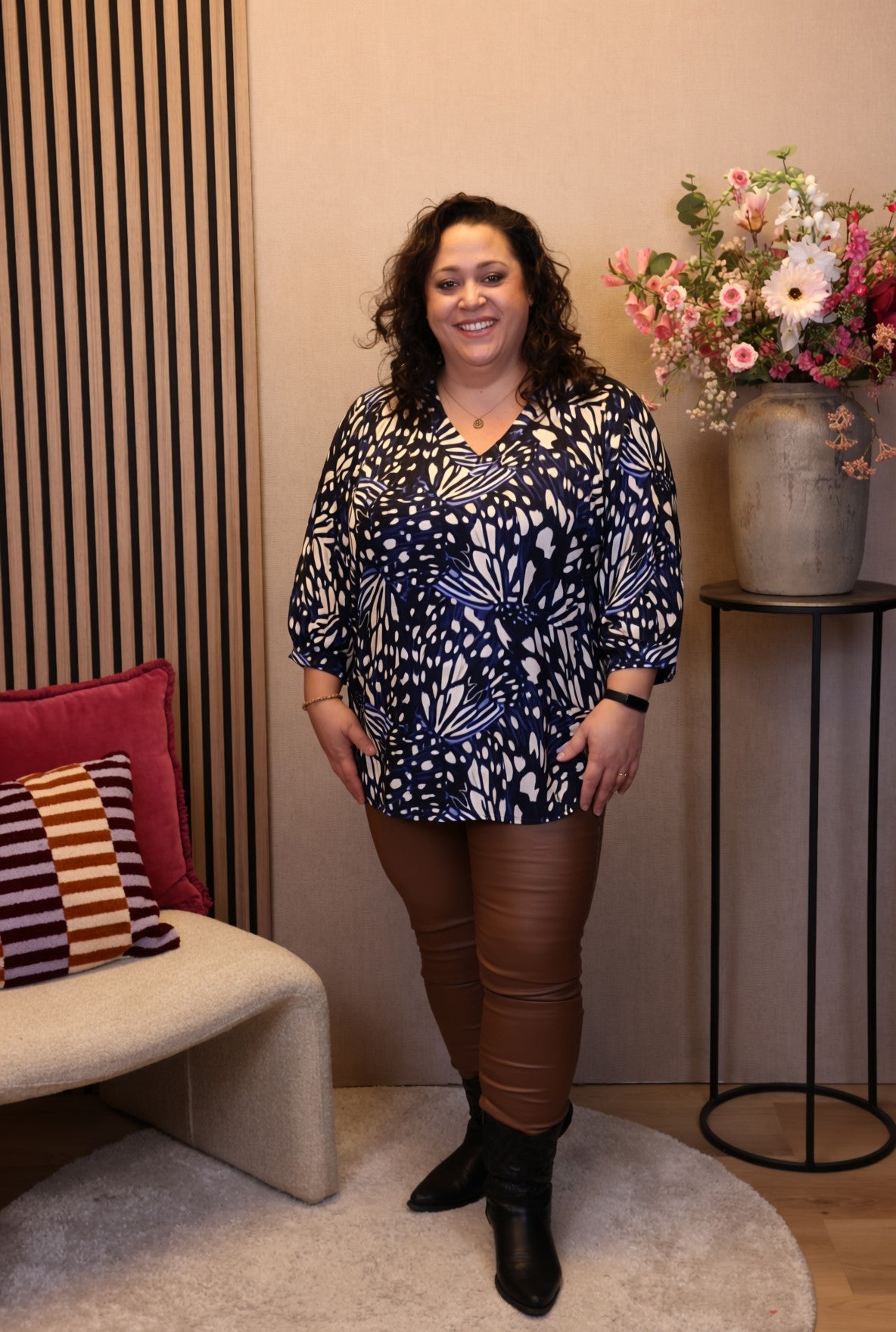 Dora | Bluse schwarz Langarm 52 bis 58