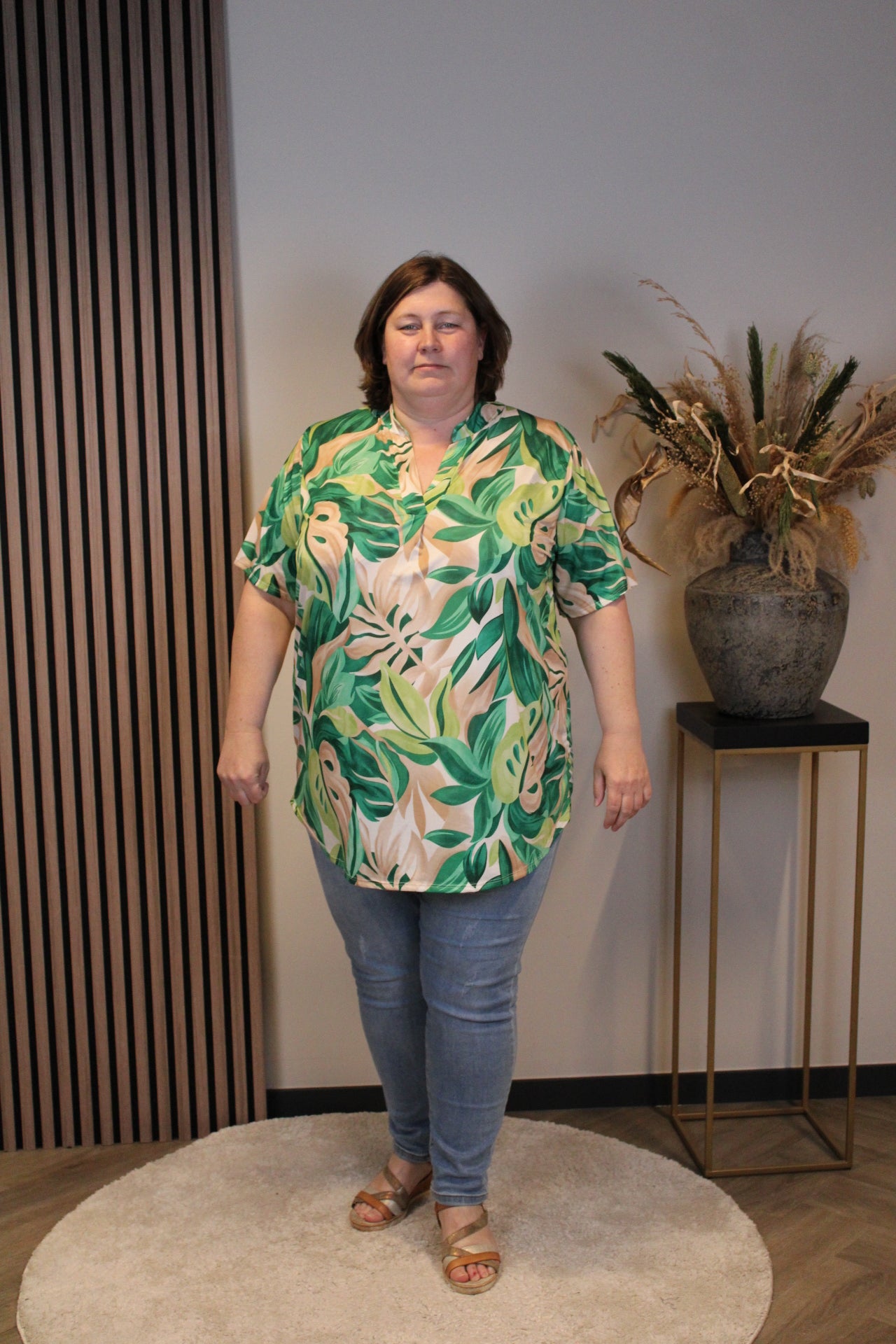 Chloe | Bluse grün kurze Ärmel 52 bis 58