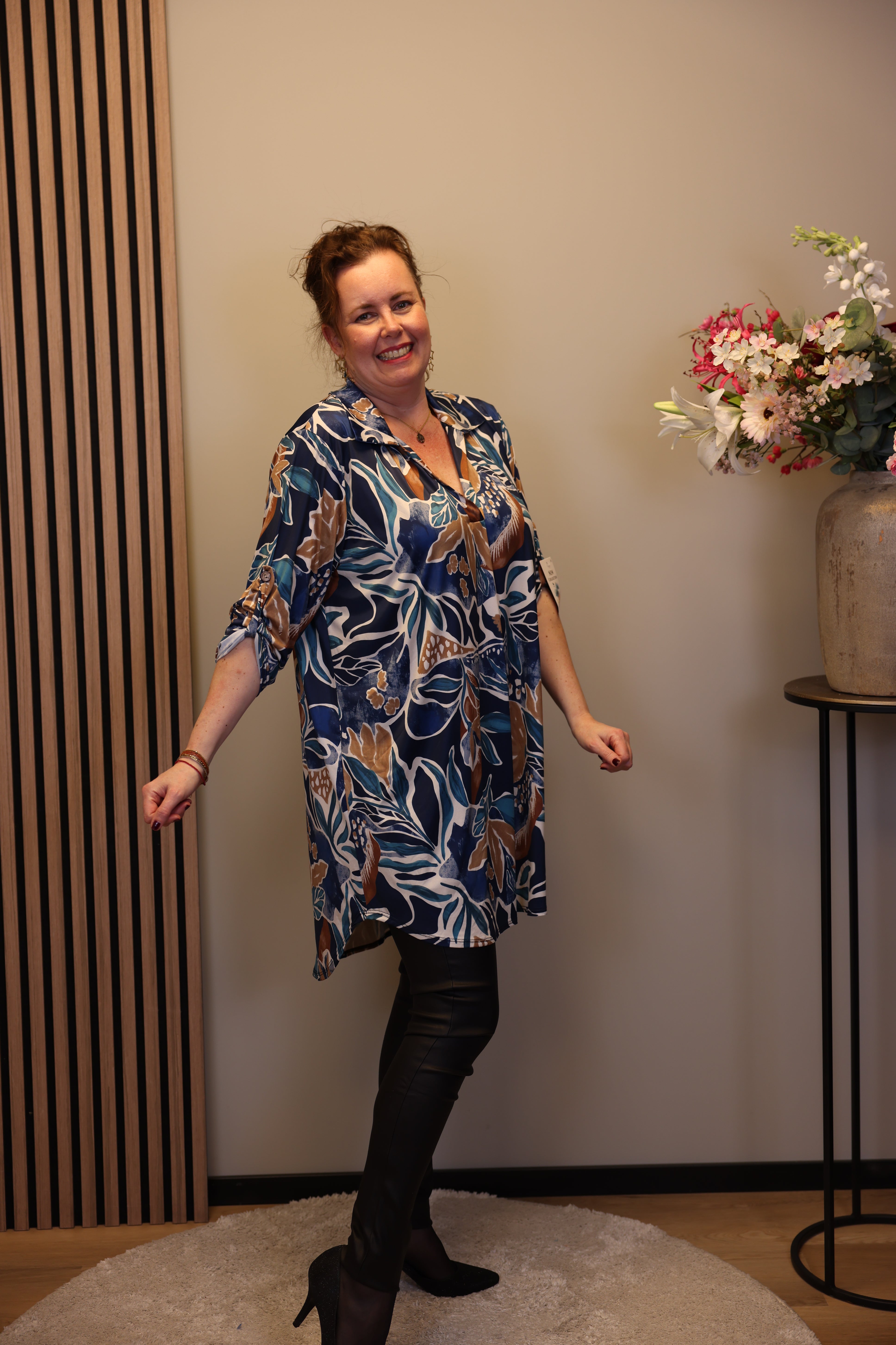 Lana | Blaue Bluse mit Kragen 38 bis 48