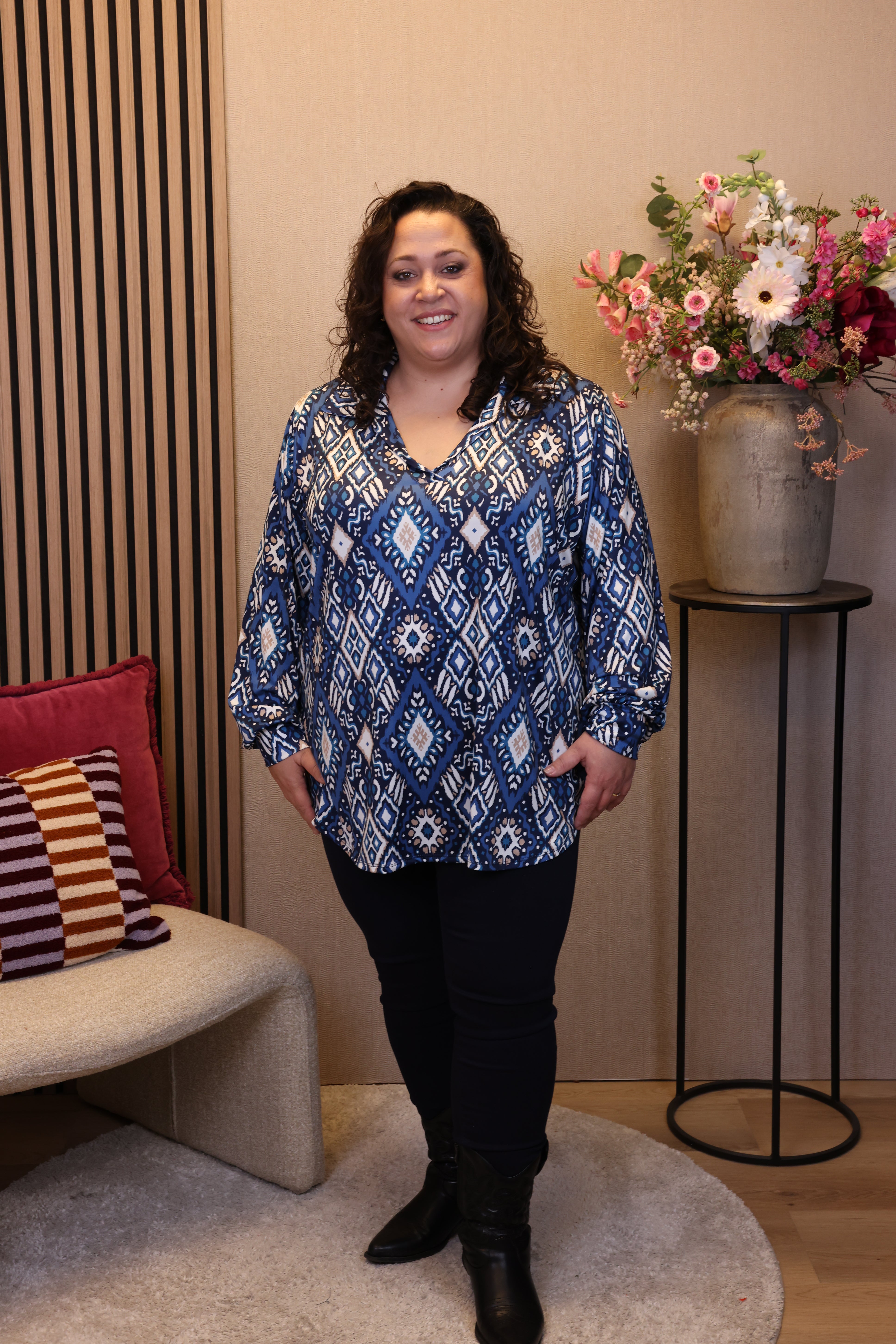 Dora | Bluse schwarz Langarm 52 bis 58