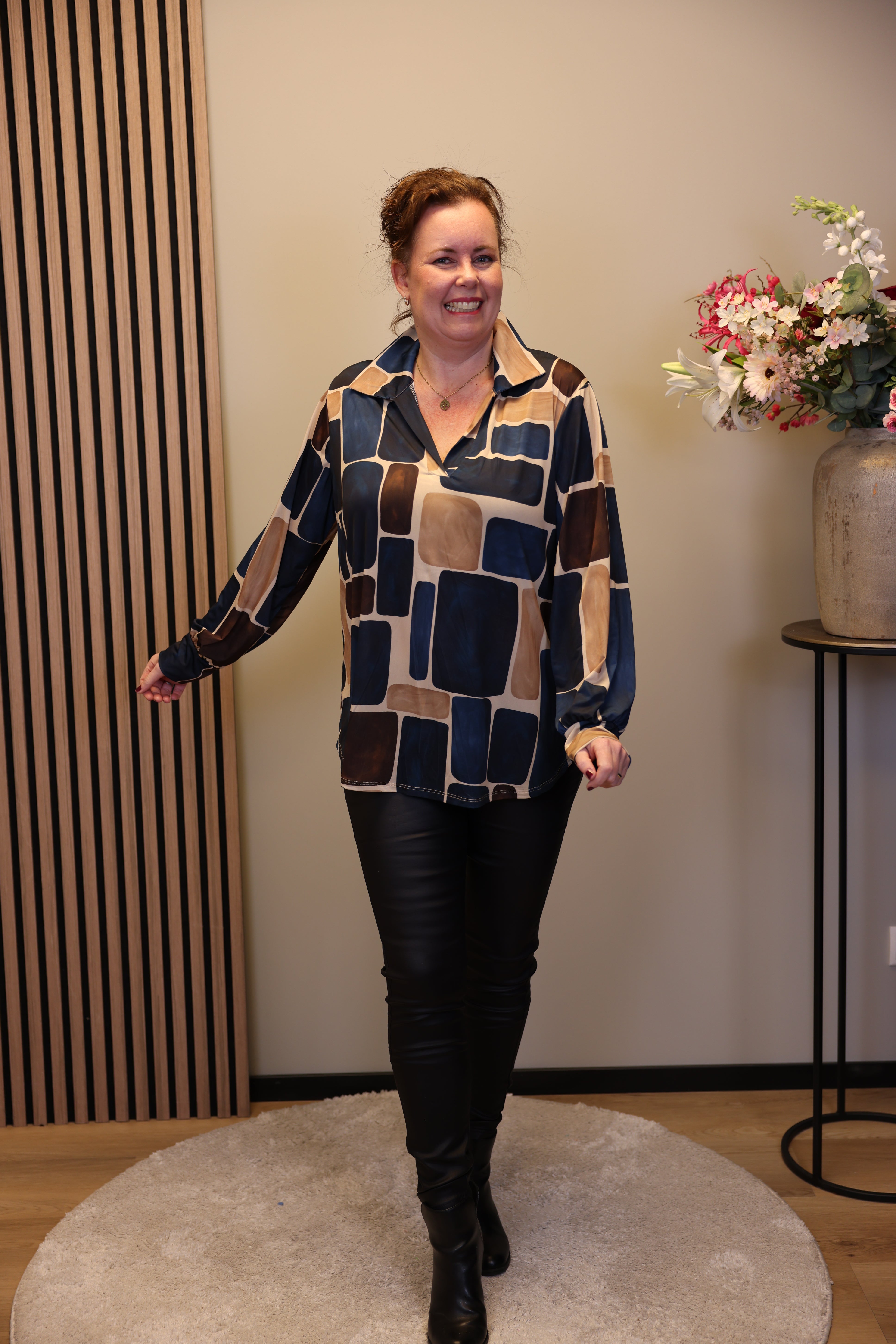 Dora | Bluse schwarz Langarm 52 bis 58
