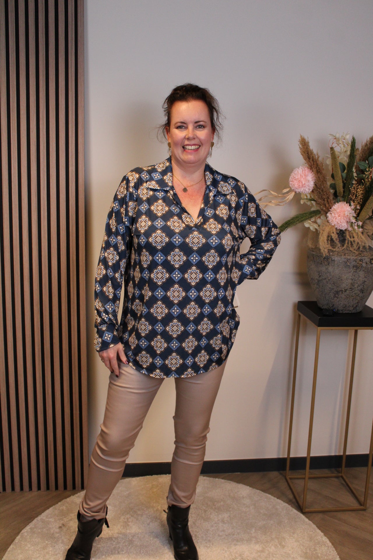 Dora | Bluse schwarz Langarm 52 bis 58