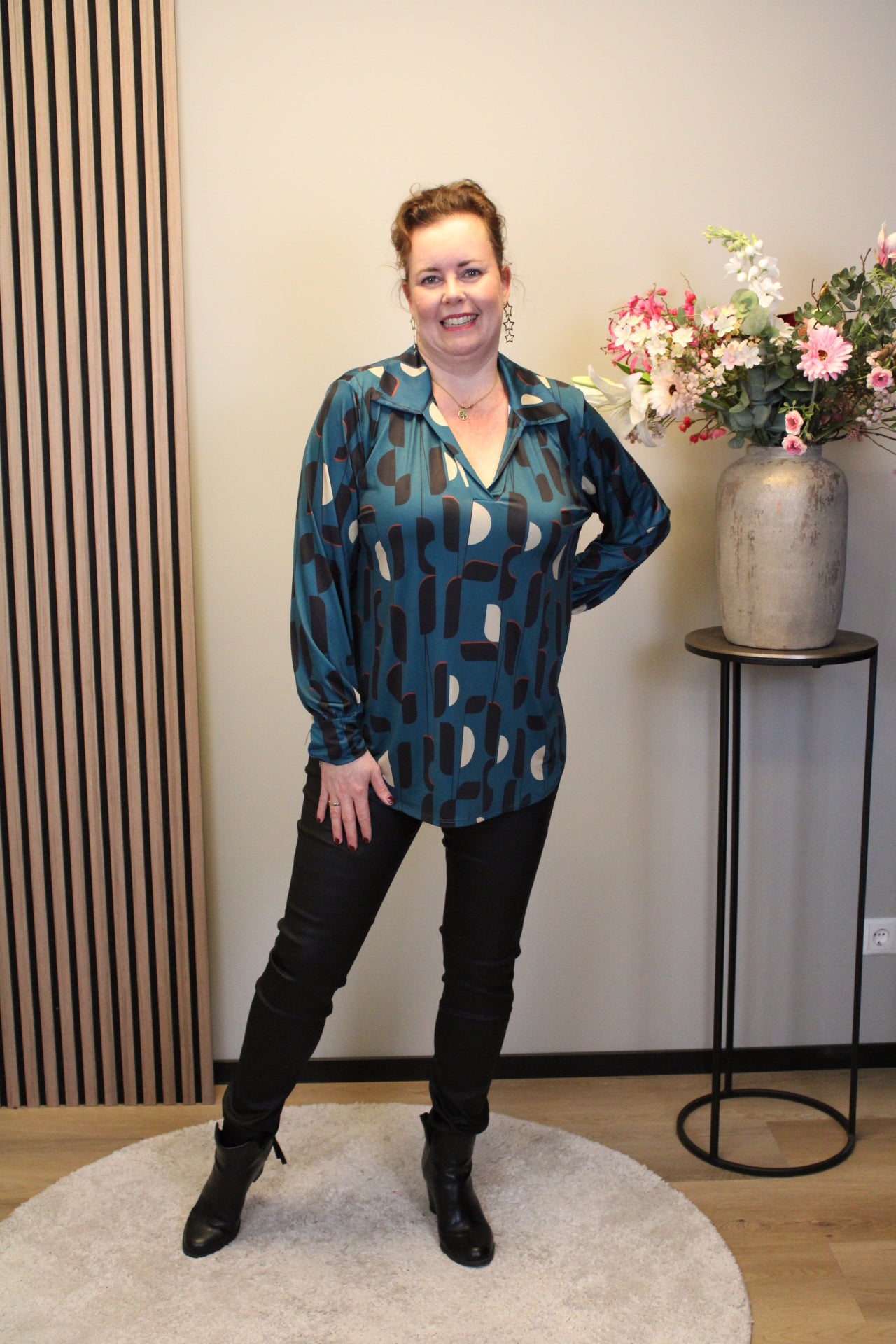 Dora | Bluse schwarz Langarm 52 bis 58