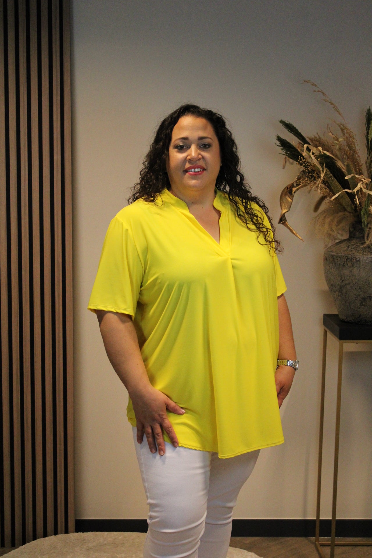 Juna | Gelbe Bluse mit kurzen Ärmeln, Größen 48 bis 52