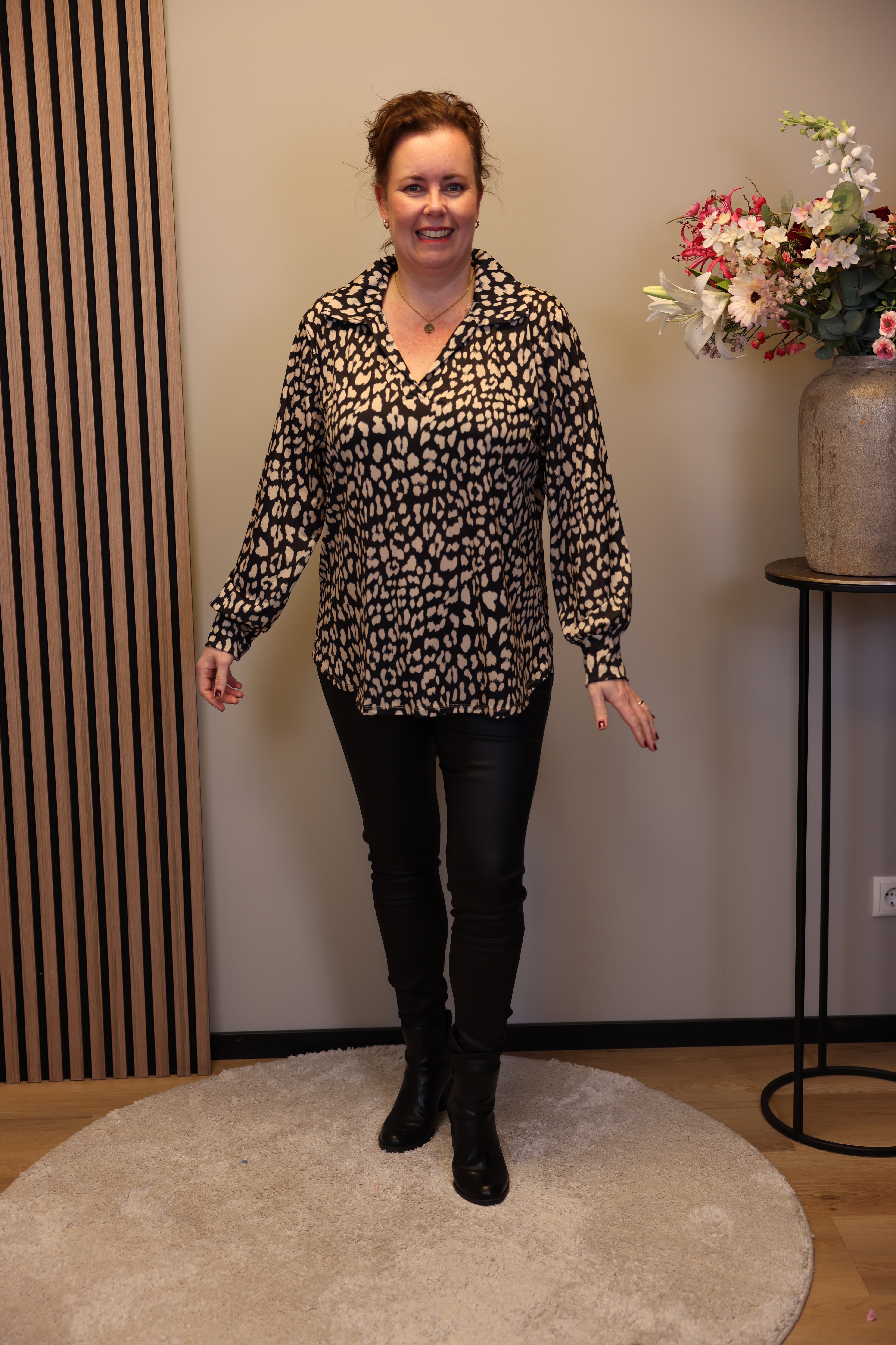 Verona | Bluse mit Kragen blau 48 bis 52