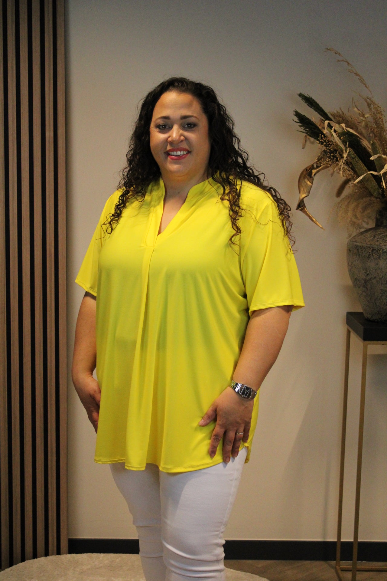 Juna | Gelbe Bluse mit kurzen Ärmeln, Größen 48 bis 52