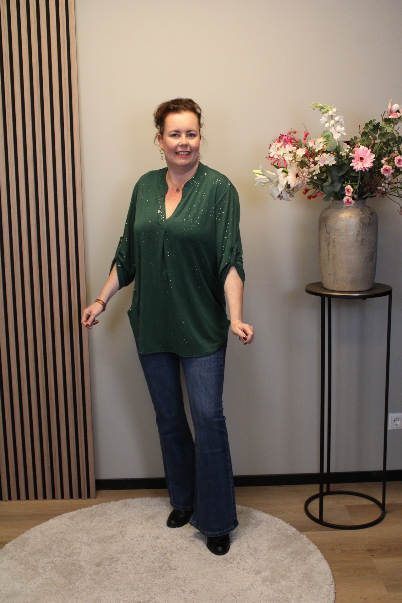 Sara | Schwarze Bluse mit Kragen 38 bis 48