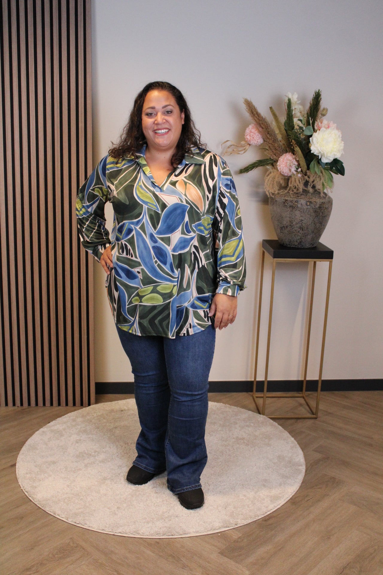 Kristel | Grüne Bluse mit Kragen 48 bis 52