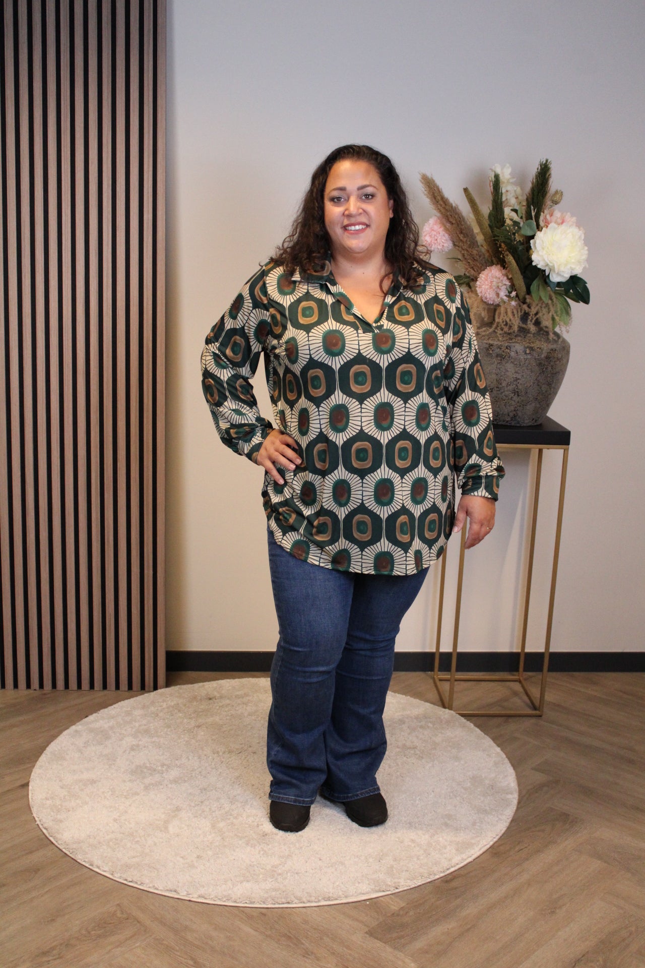 Davina | Grüne Bluse mit Kragen 48 bis 52