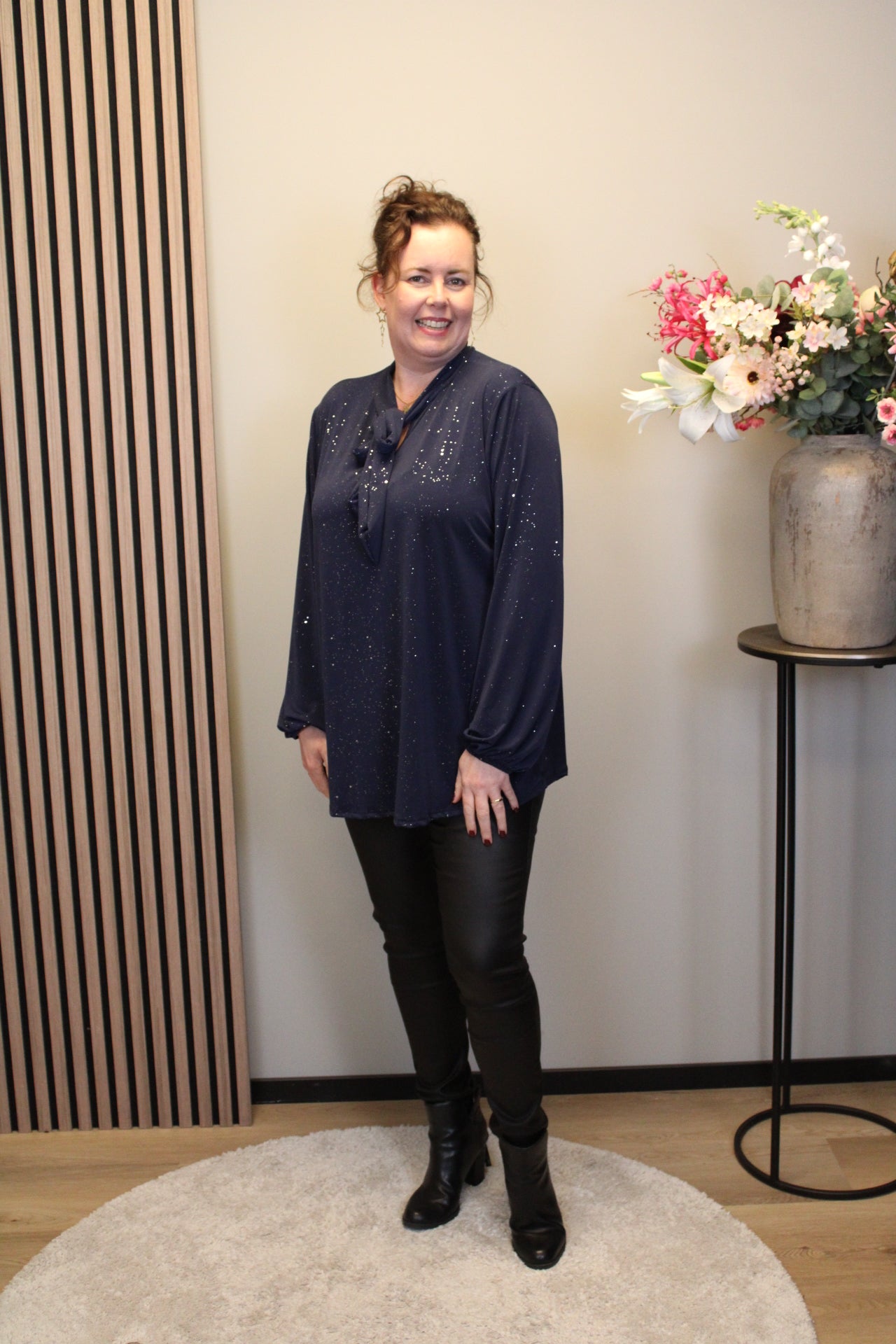 Dora | Bluse schwarz Langarm 52 bis 58