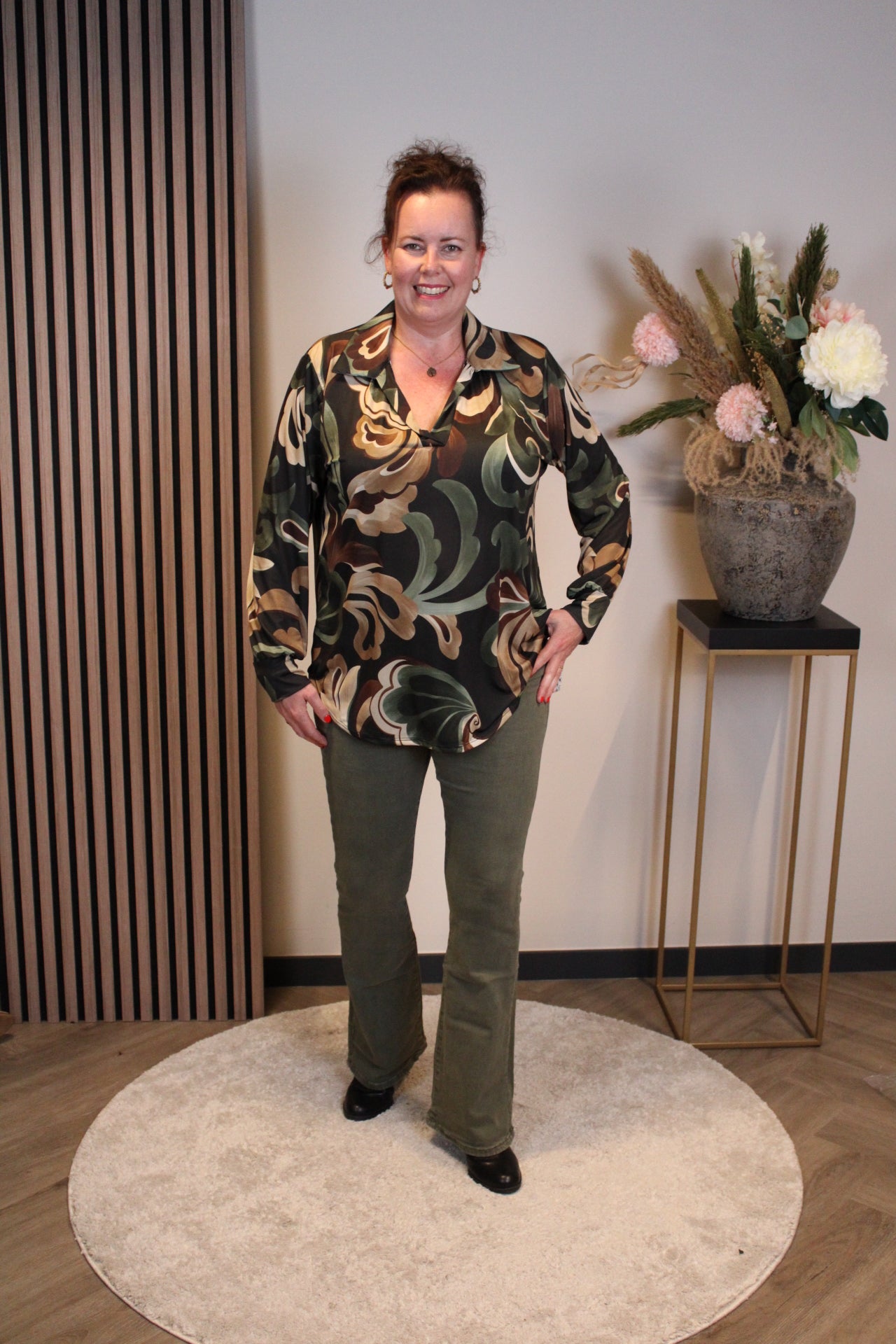 Anja khaki | Flared Jeans