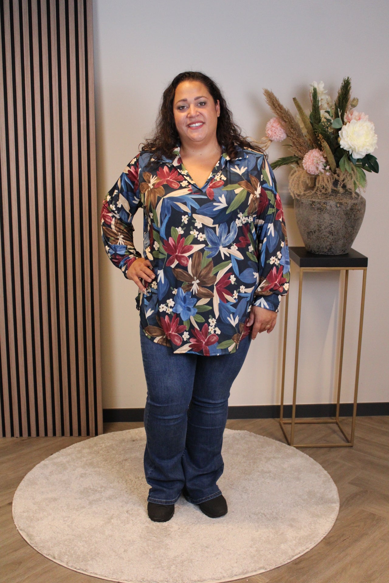 Verona | Bluse mit Kragen blau 48 bis 52