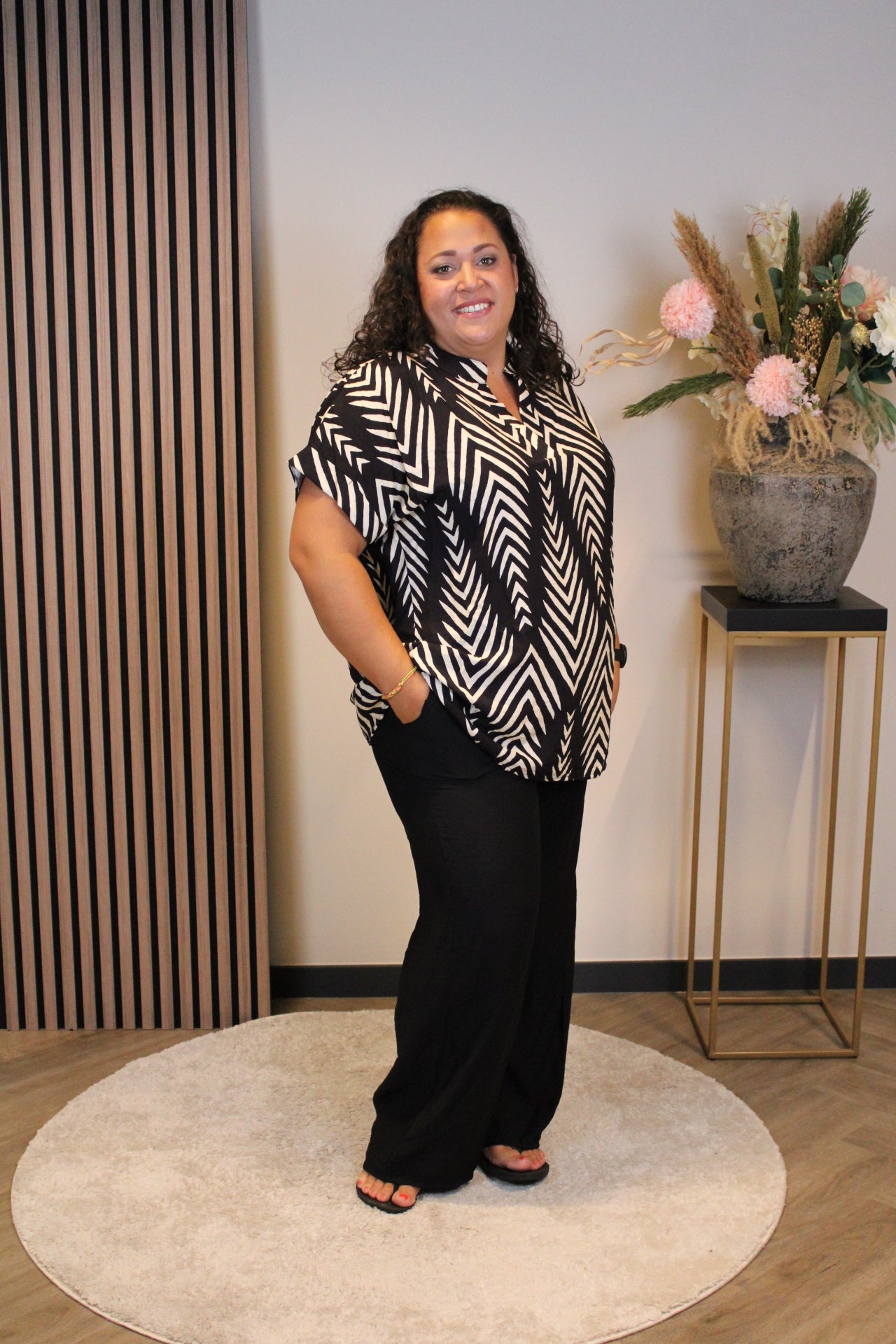 Dora | Bluse schwarz Langarm 52 bis 58