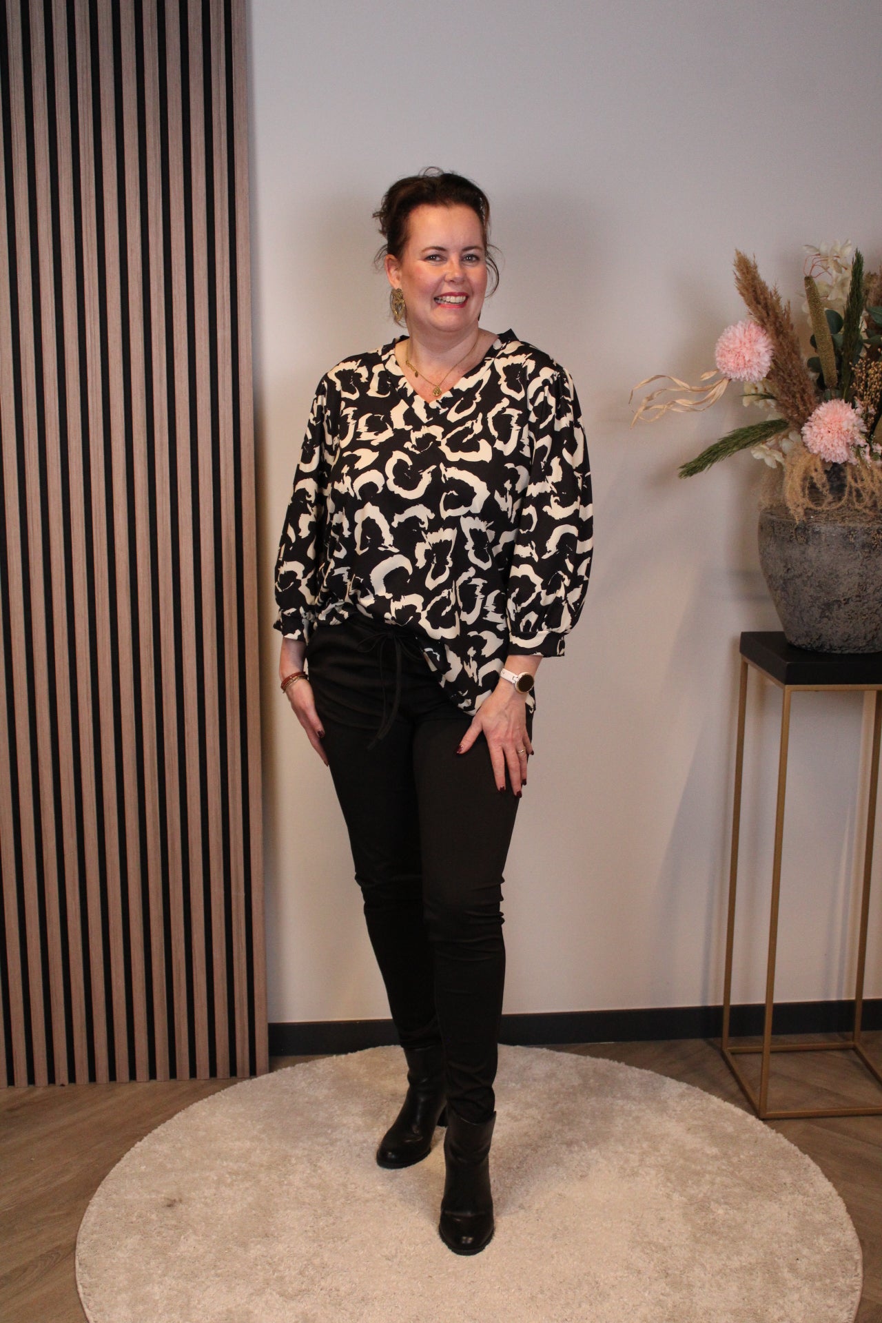 Dora | Bluse schwarz Langarm 52 bis 58