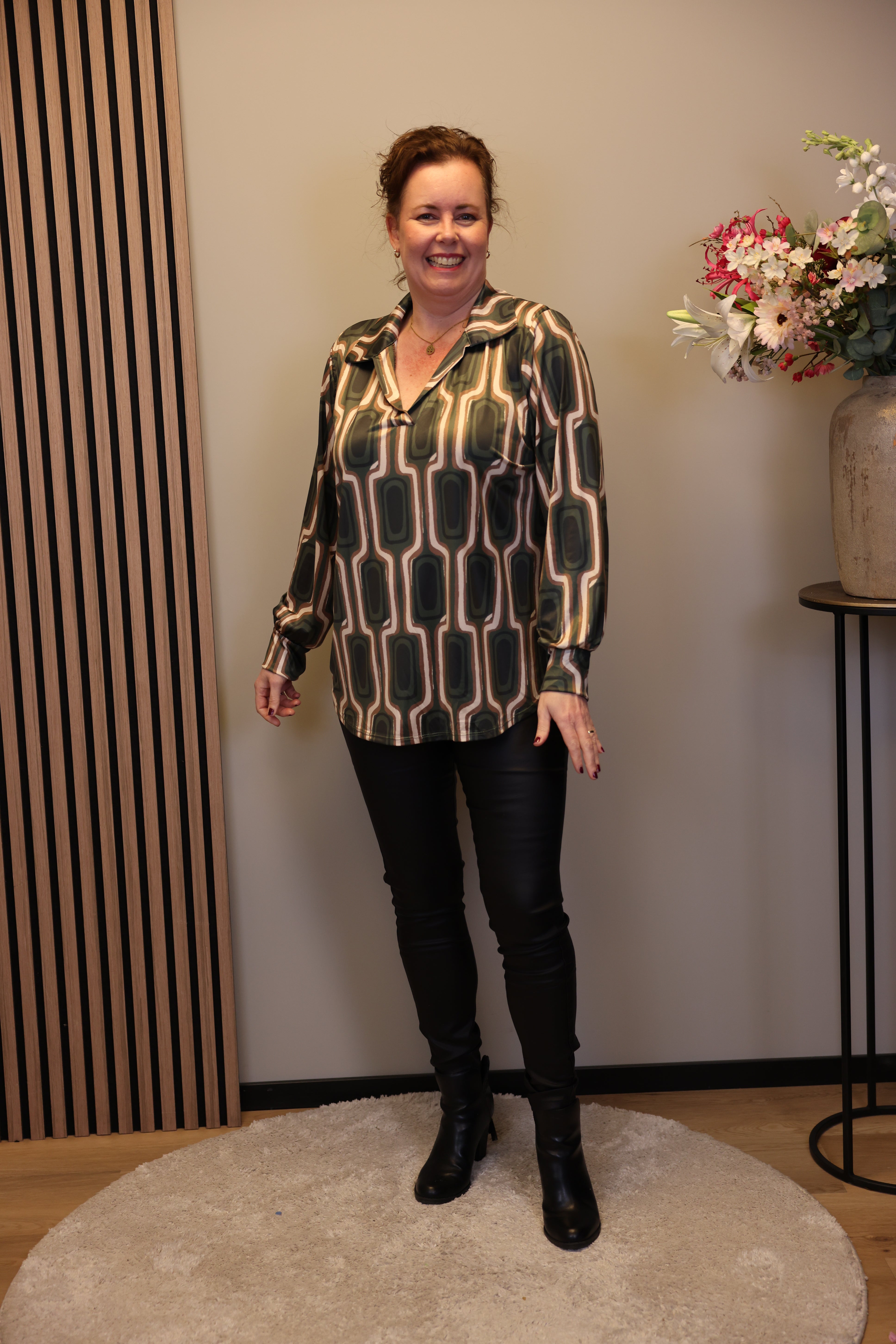 Dora | Bluse schwarz Langarm 52 bis 58