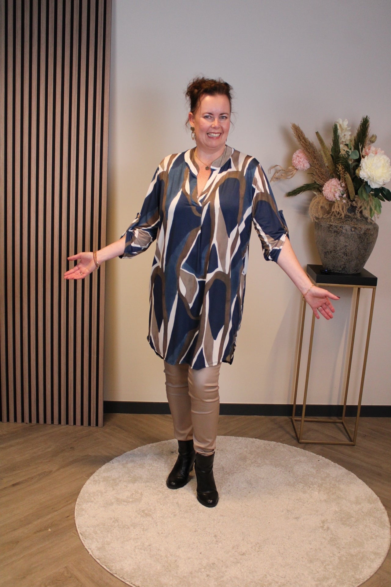 Dora | Bluse schwarz Langarm 52 bis 58