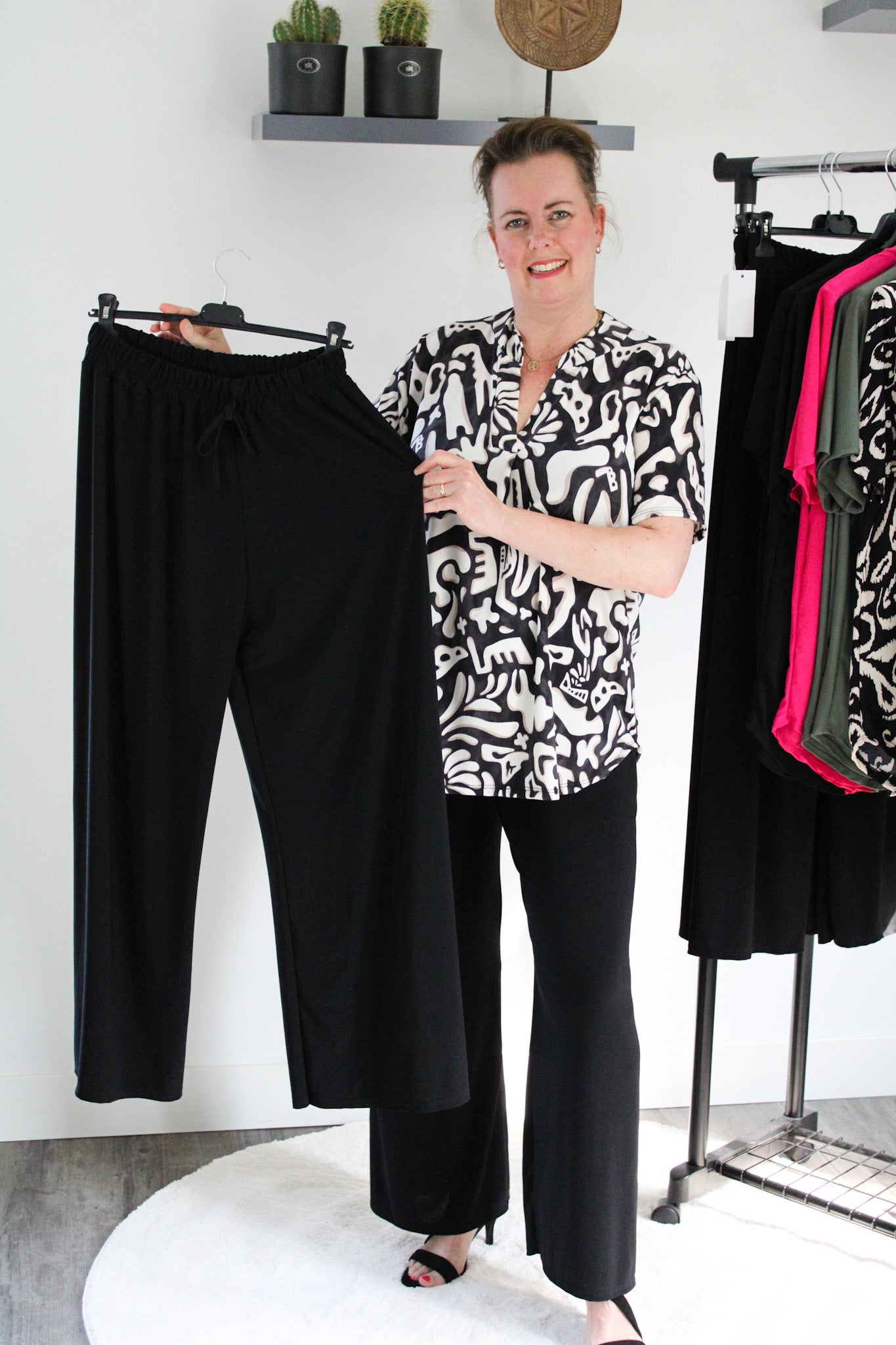 Ellen | Broek zwart 38 t/m 46