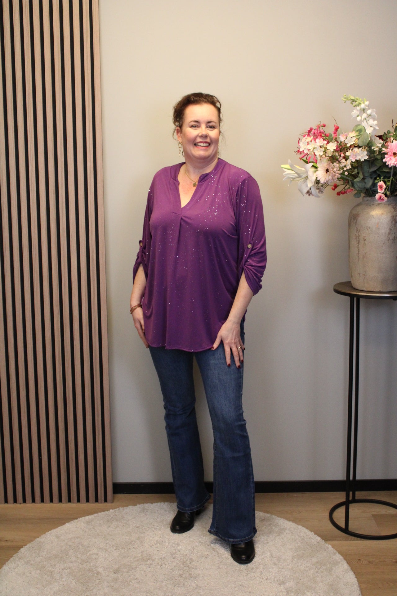 Sara | Schwarze Bluse mit Kragen 38 bis 48