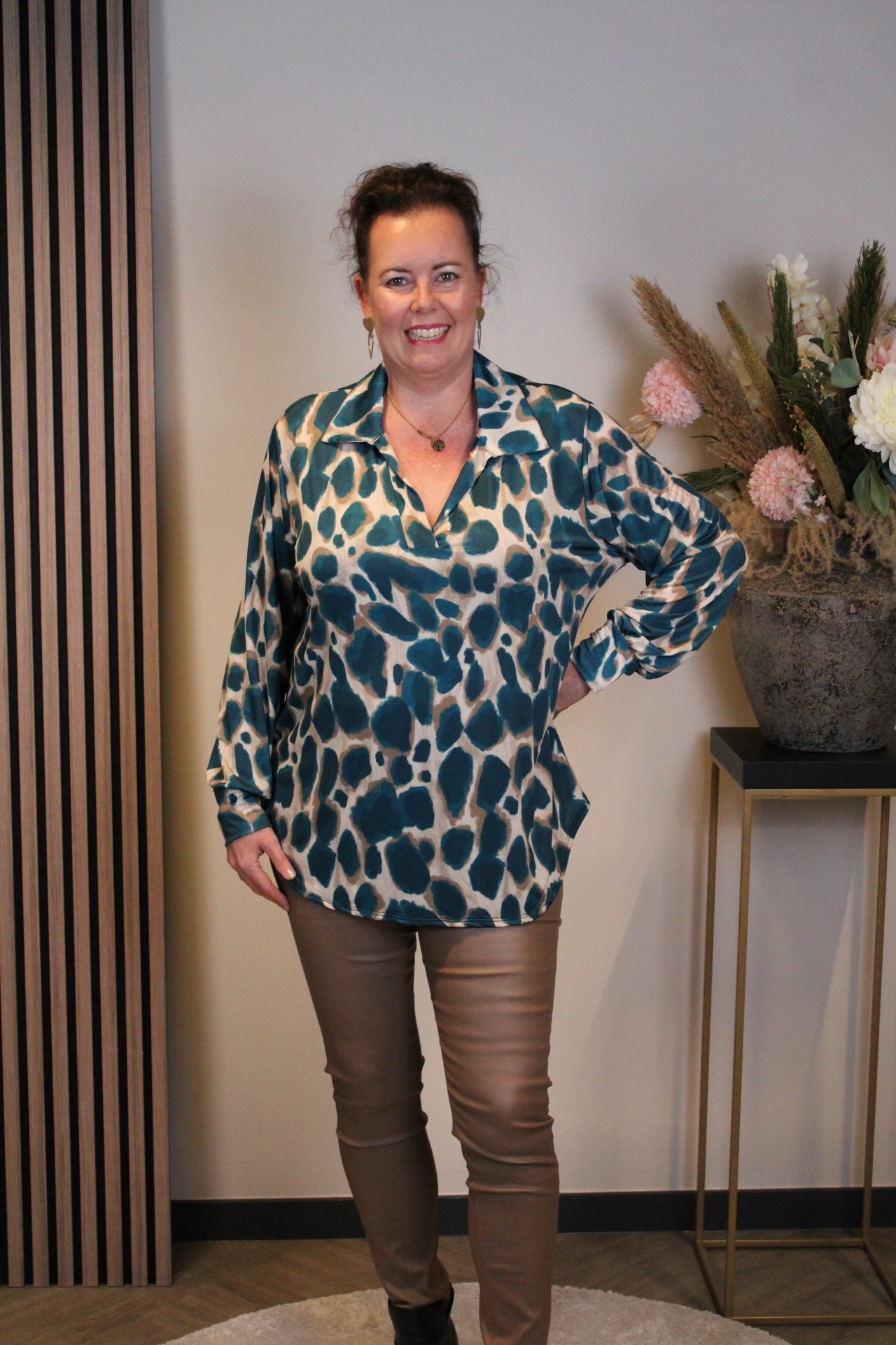 Lonneke | Blouse met kraagje aqua 48 t/m 52