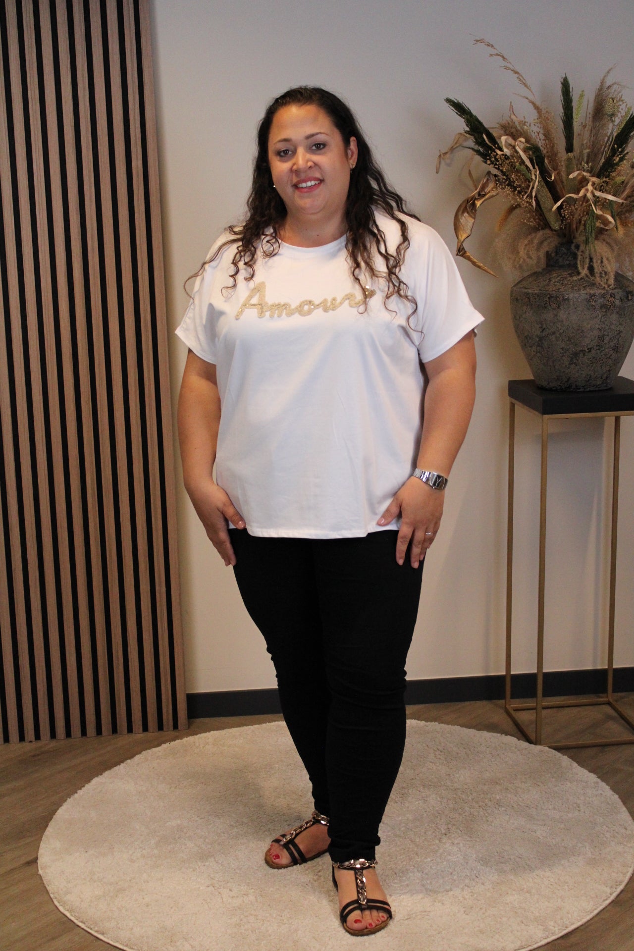 Amour | T-shirt beige 44 t/m 48