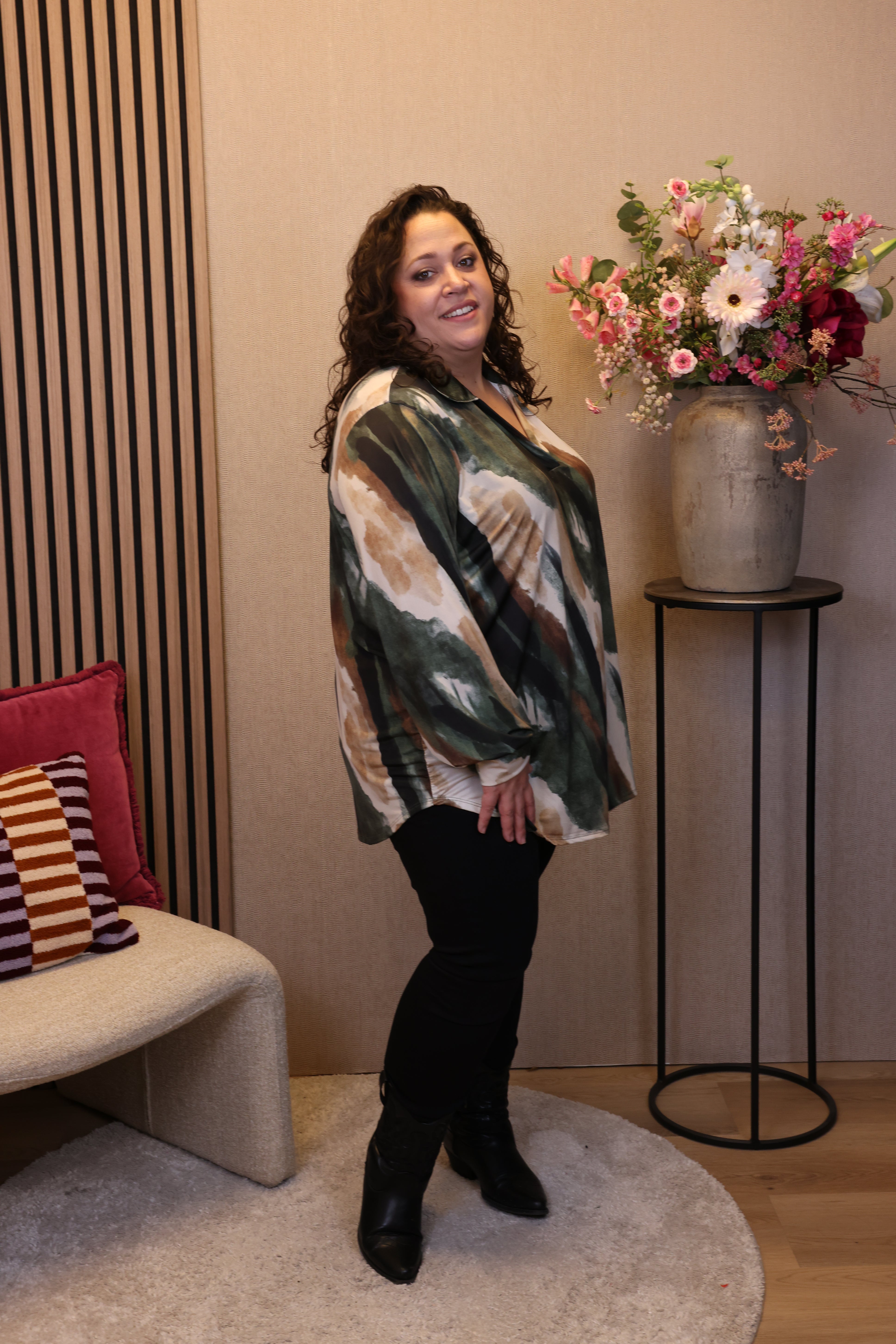 Daantje | Schwarze Langarmbluse 52 bis 58