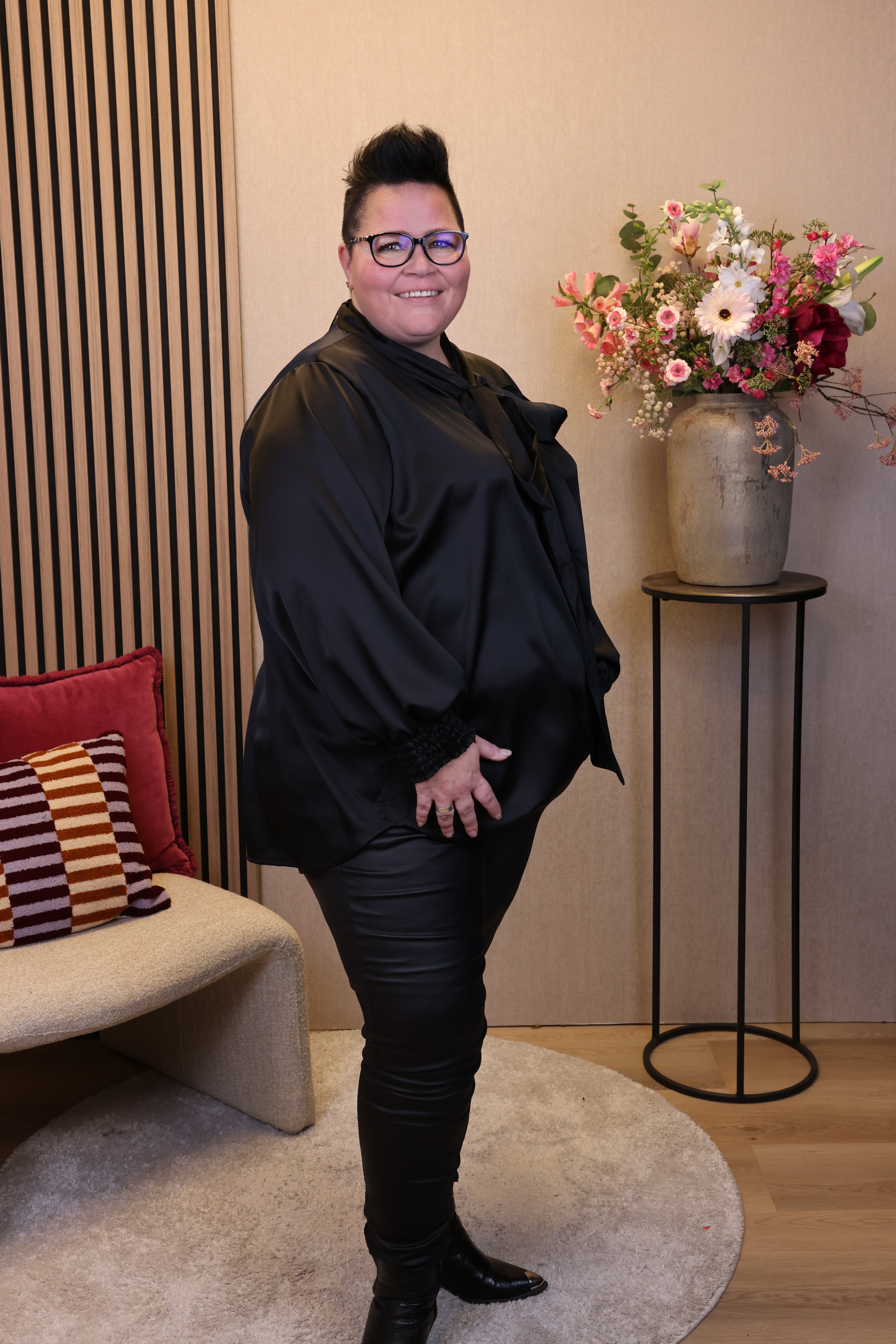 Dora | Bluse schwarz Langarm 52 bis 58