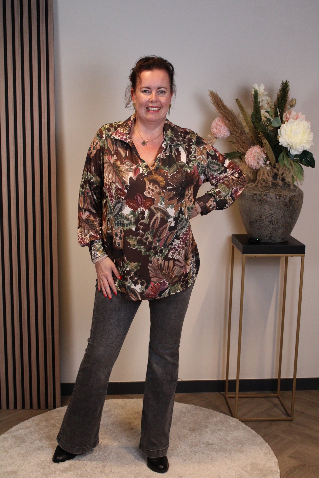 Helena | Braune Bluse mit Kragen 48 bis 52