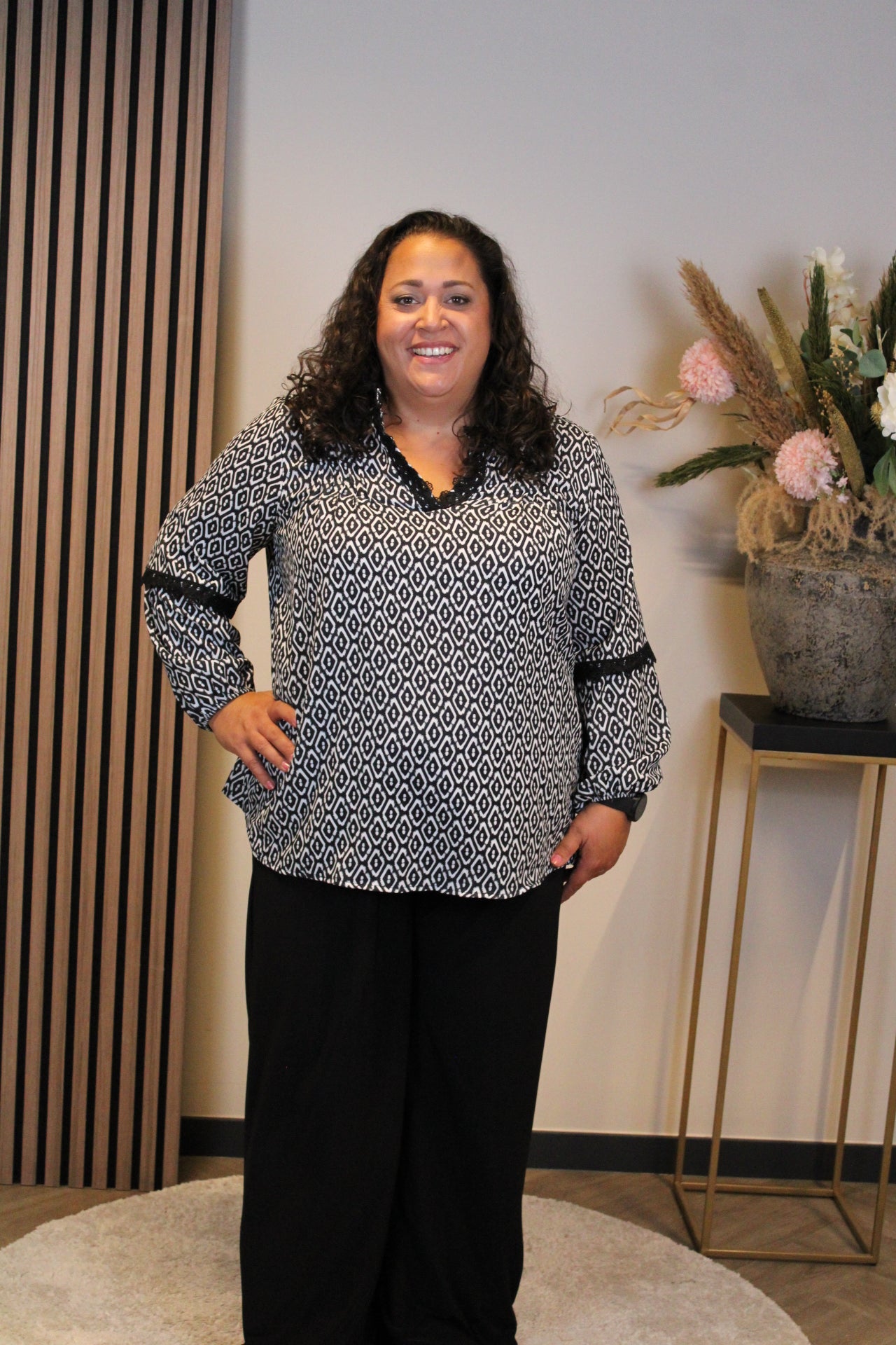 Dora | Bluse schwarz Langarm 52 bis 58