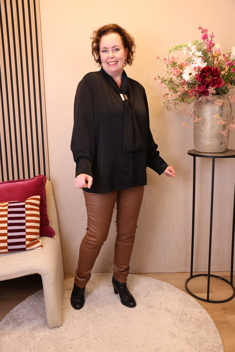 Dora | Bluse schwarz Langarm 52 bis 58