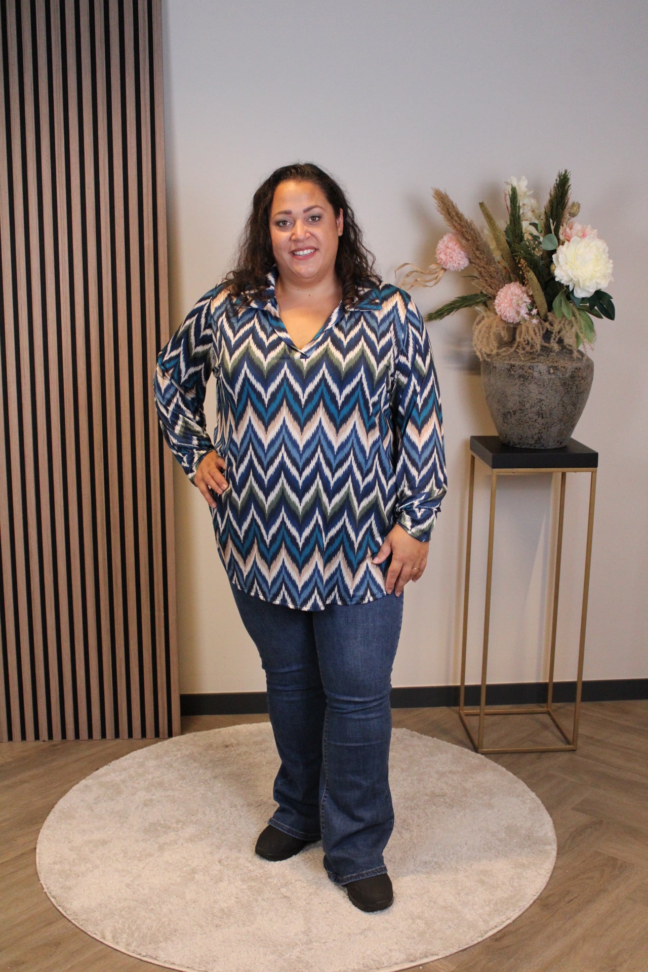 Sietske | Bluse mit Kragen blau 48 bis 52