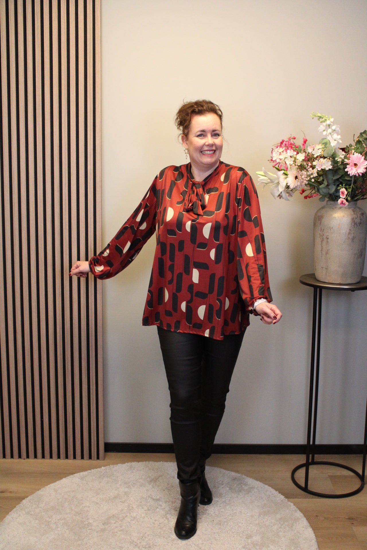 Dora | Bluse schwarz Langarm 52 bis 58